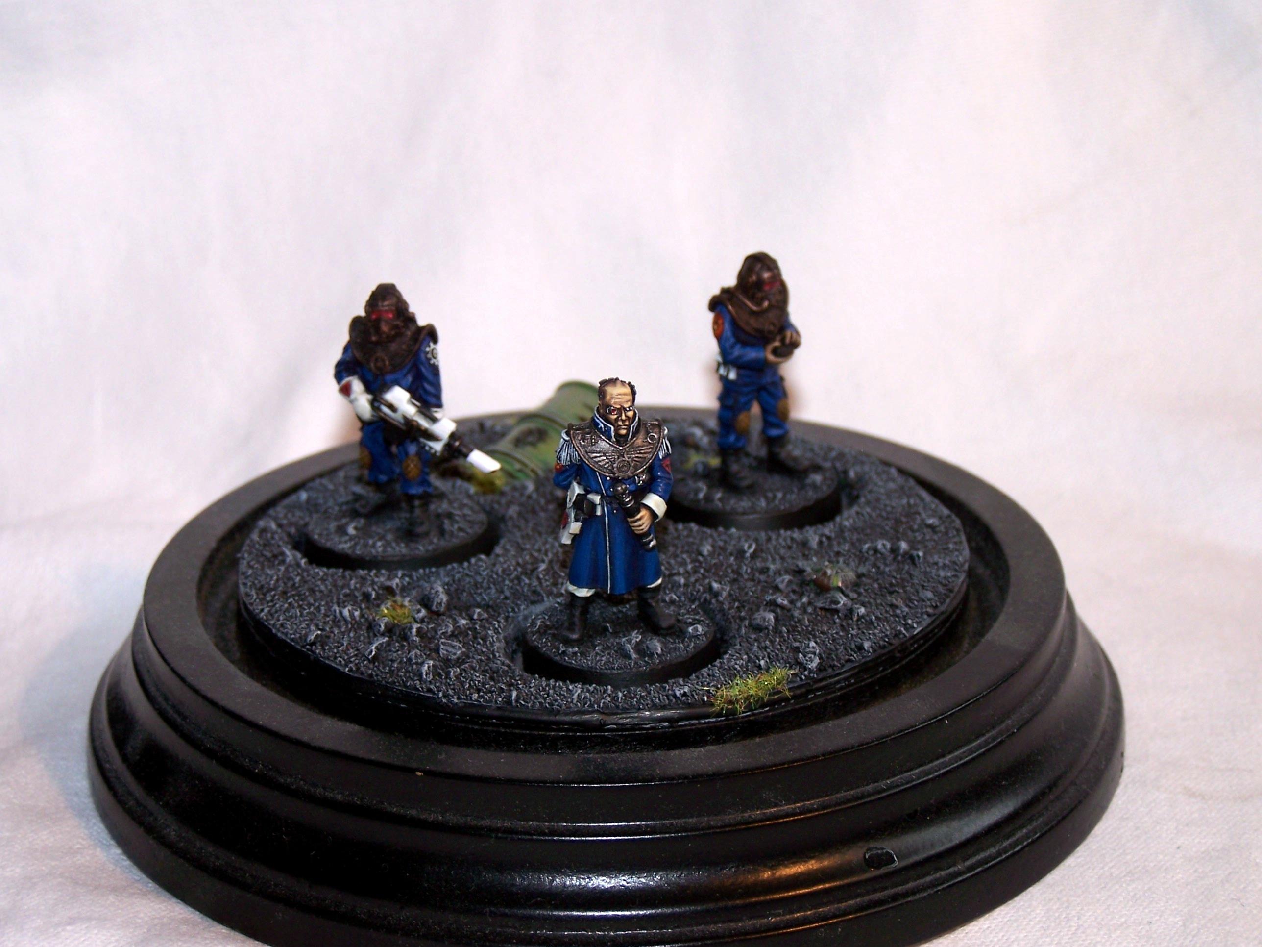 Blue Robes, Display, Forge World, Golden Demon, Golden Demon Finalist, Imperial Guard, Titan Crew, Wooden Base Plaque