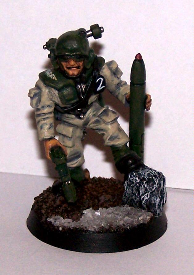 Retro Cadian missile launcher crew