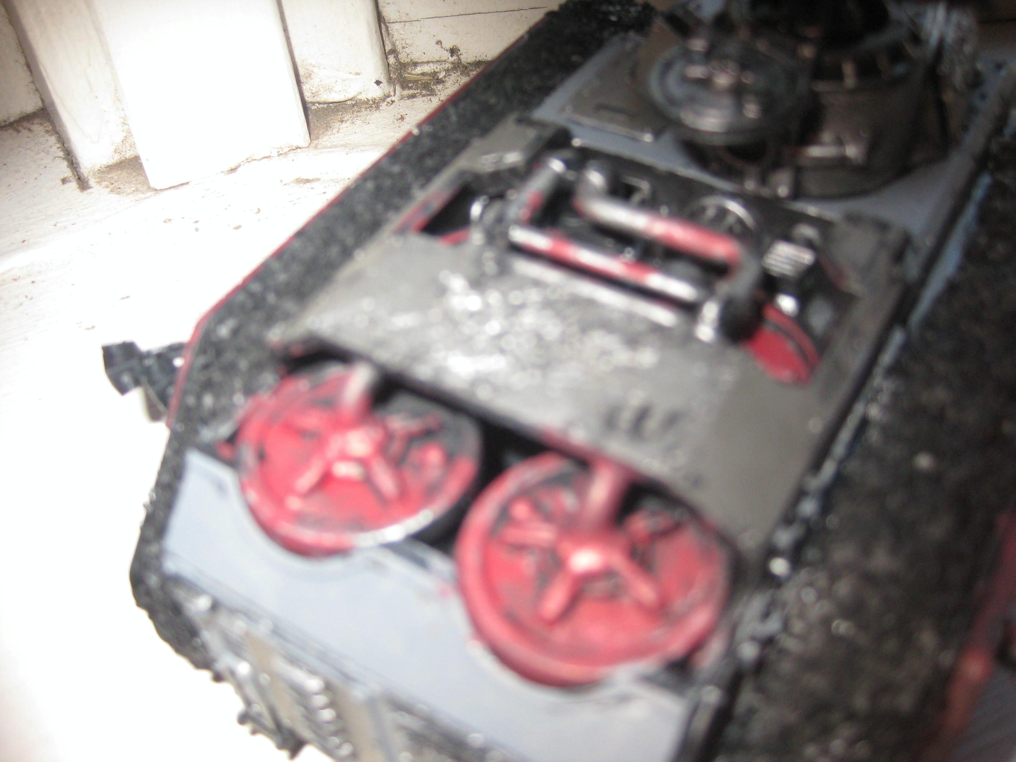 absolutely no idea what colour to do the barrels...i dont want it the same red as the red on the sides of the tank ( scab red) any suggestions?