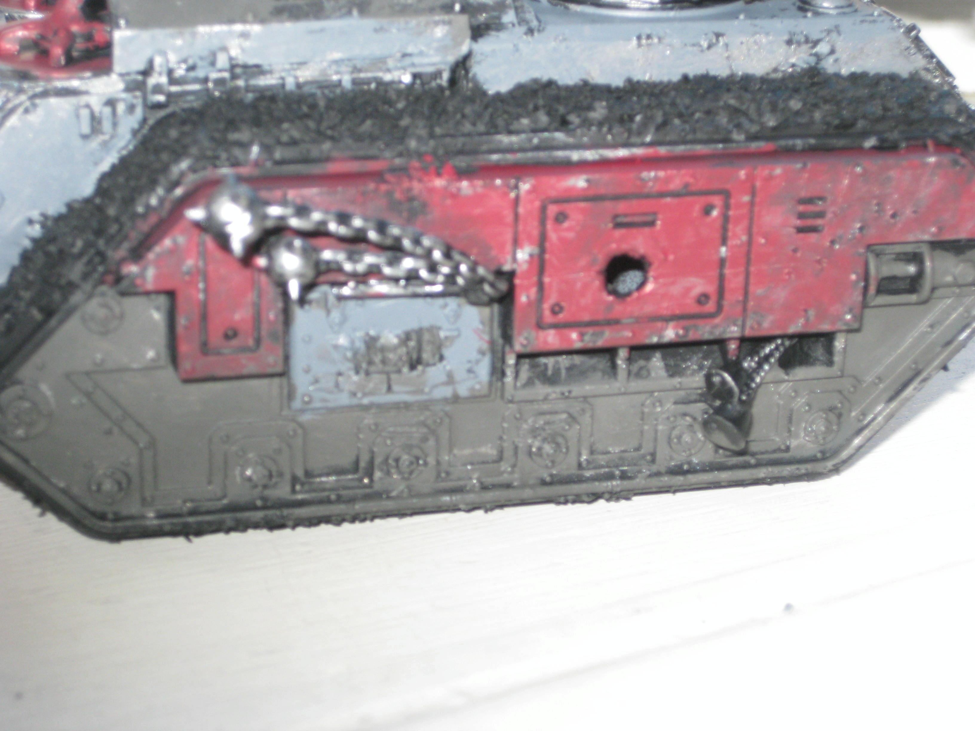close up of the side of tank, do you like the red there? note that it will be much darker once weathered