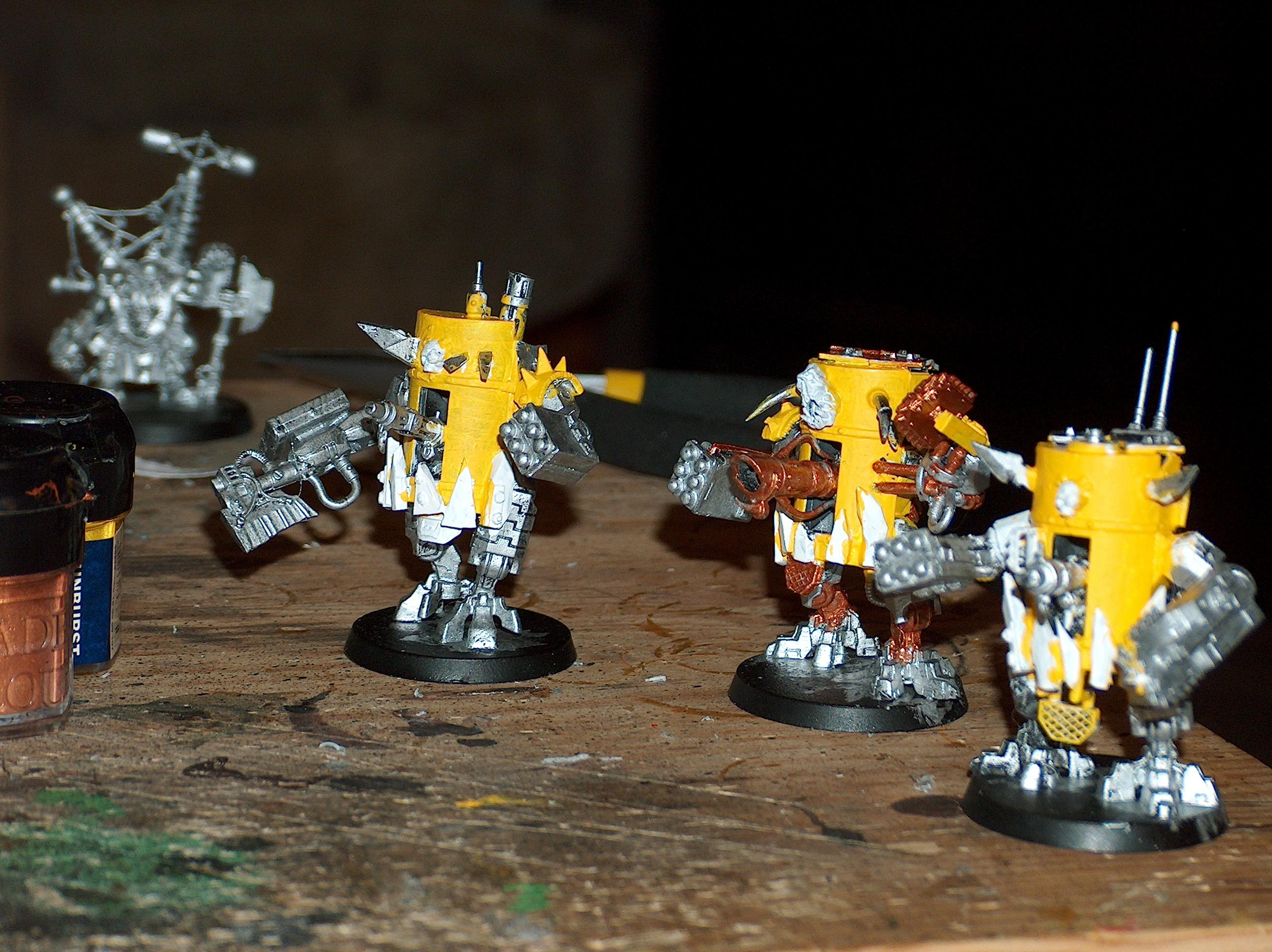 3 bashed kans