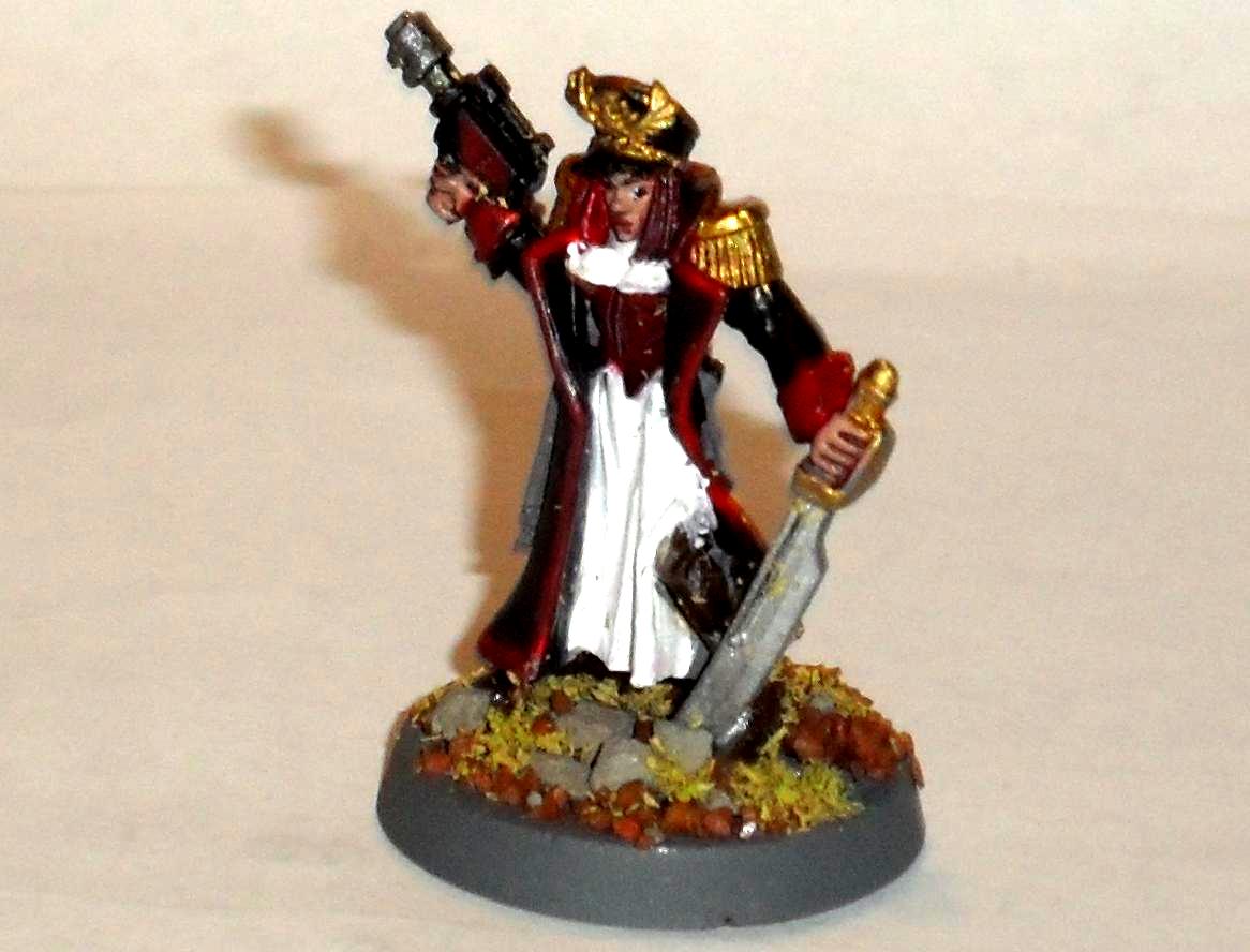 Commissar, Female commissar front
