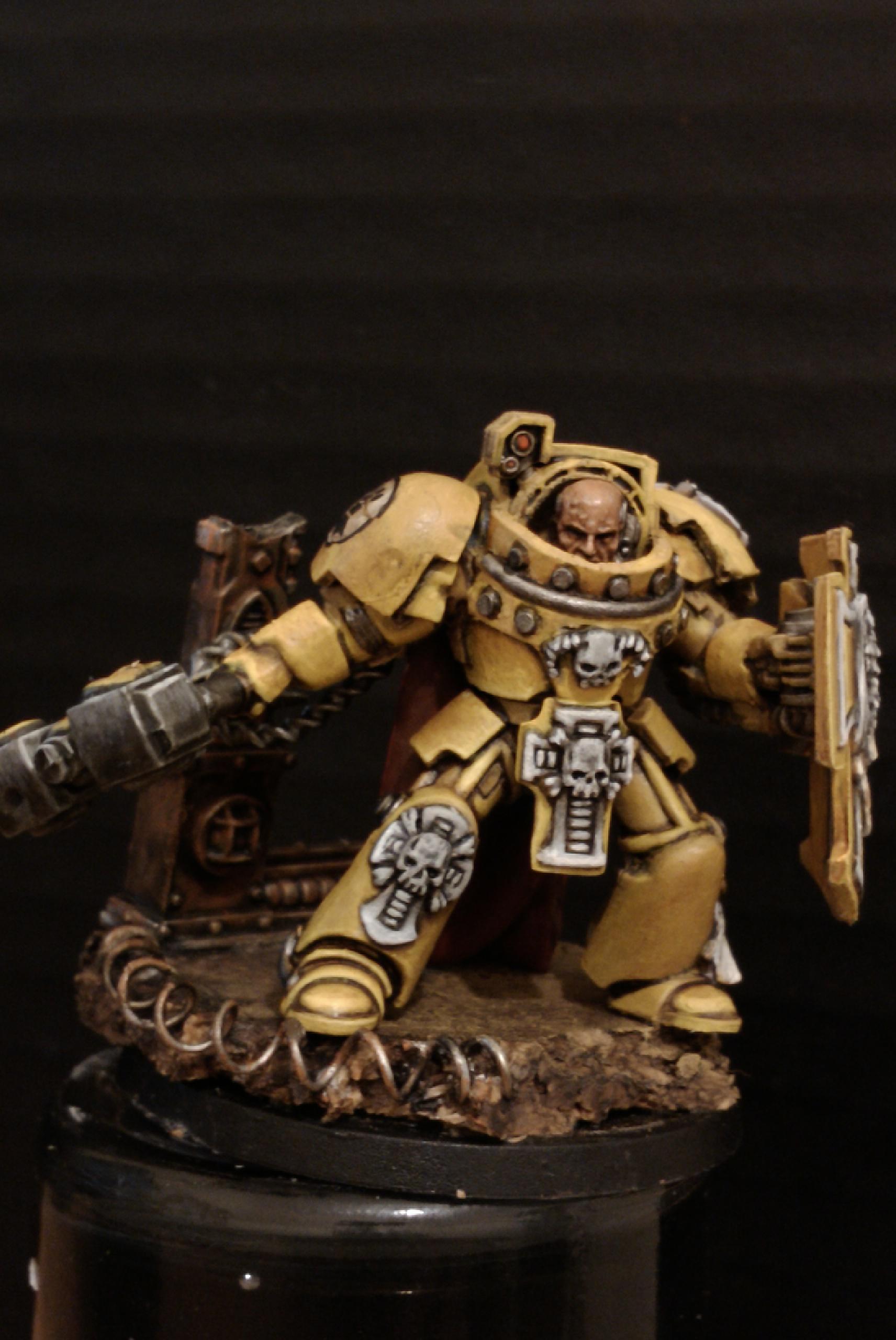 Imperial Fists, Storm Shield, Terminator Armor, Thunder Hammer