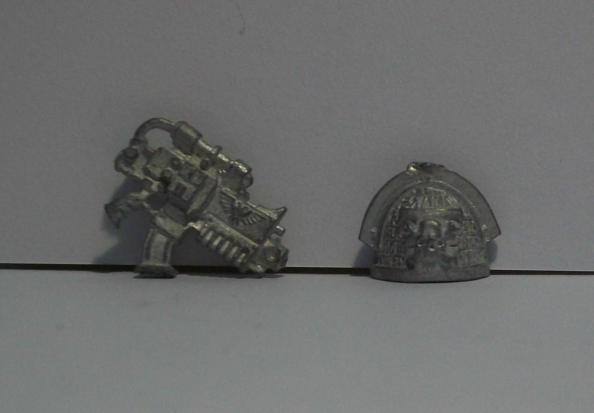 Death Watch Kill Team Shoulder Pad and Bolter