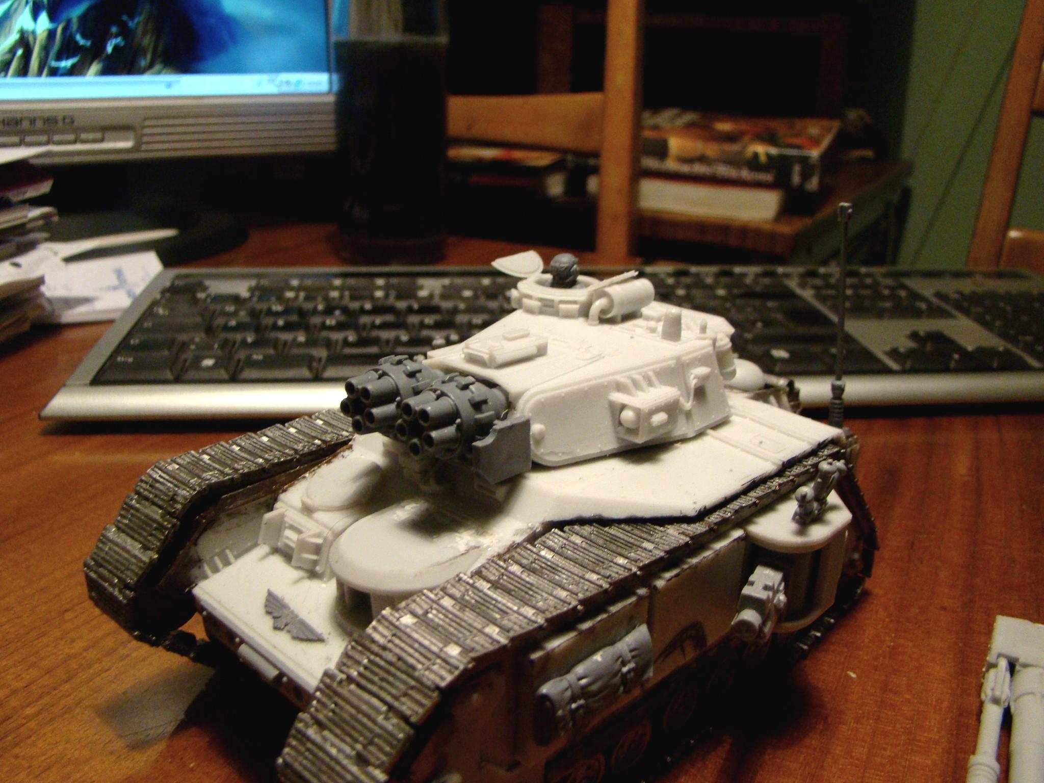 vulcanmegabolter adapted  to Heavy Tank
