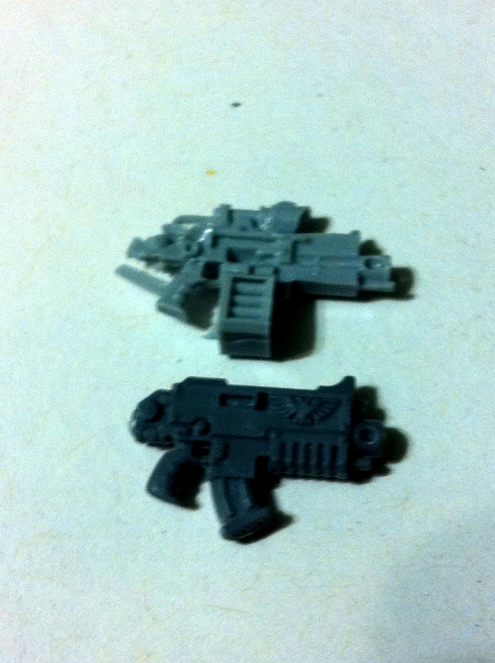 umbra ferrox /standard bolter comparison