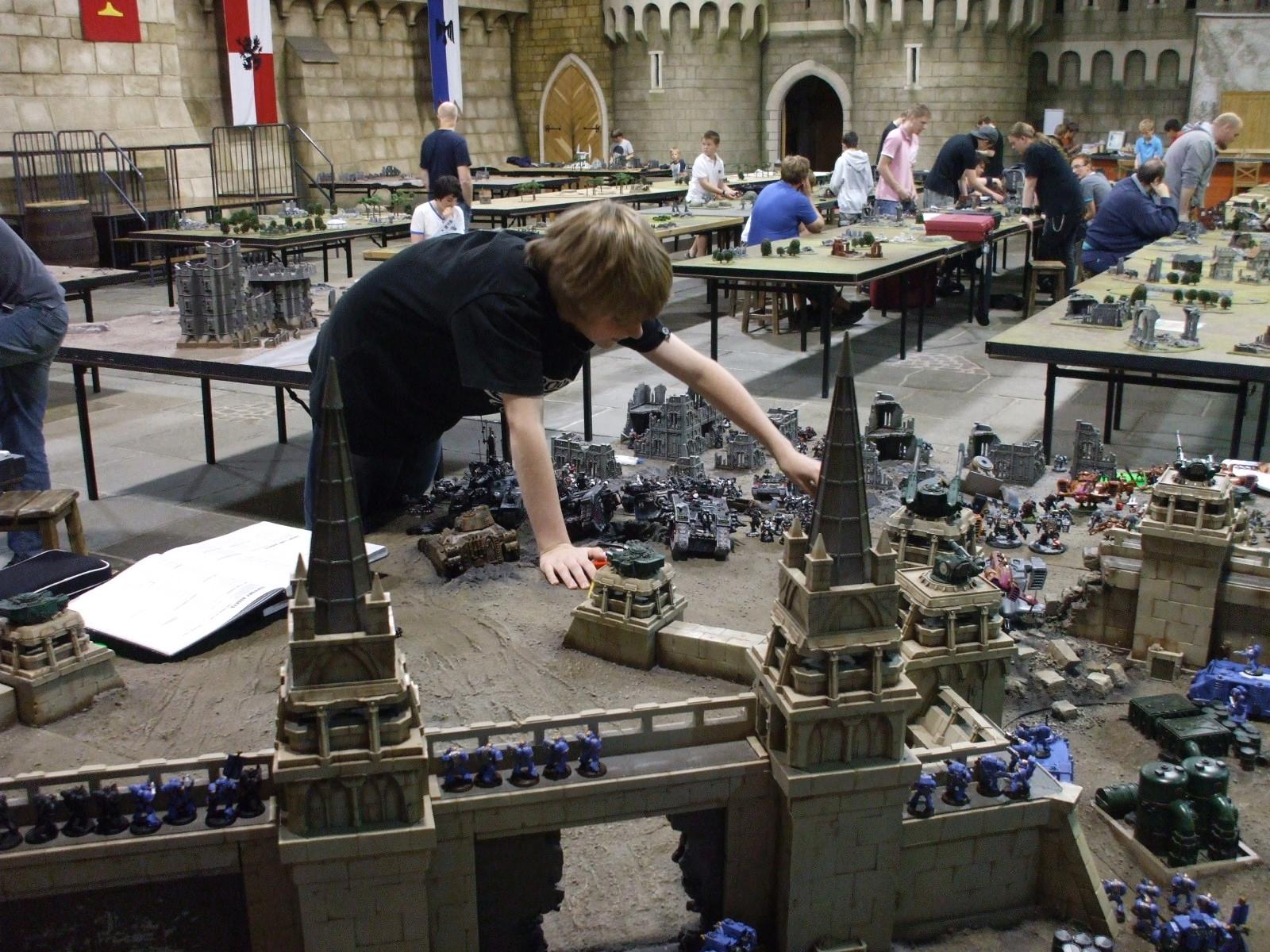 Apocalypse, Black Templars, Tau, Ultramarines