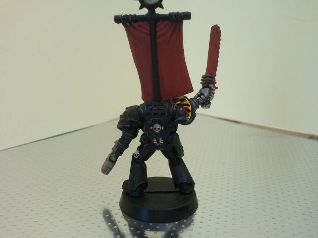 Sarg with banner 02