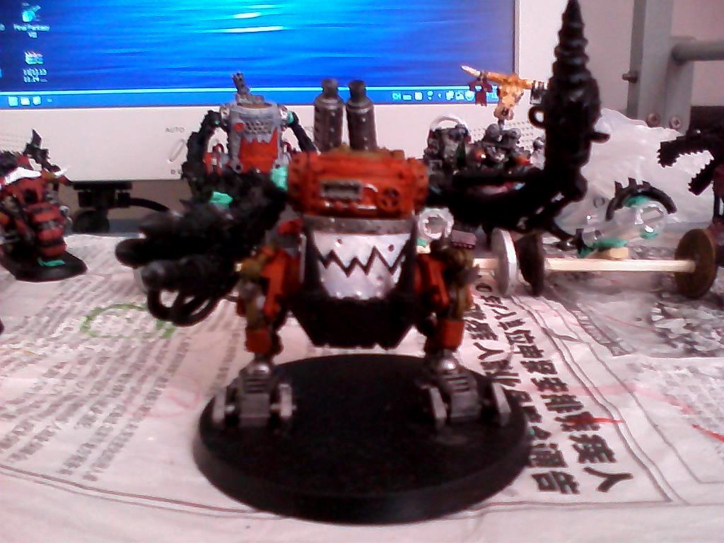 Blurred Photo, Orks, He likes to do that, steal a shot from my other models, smiler that one
