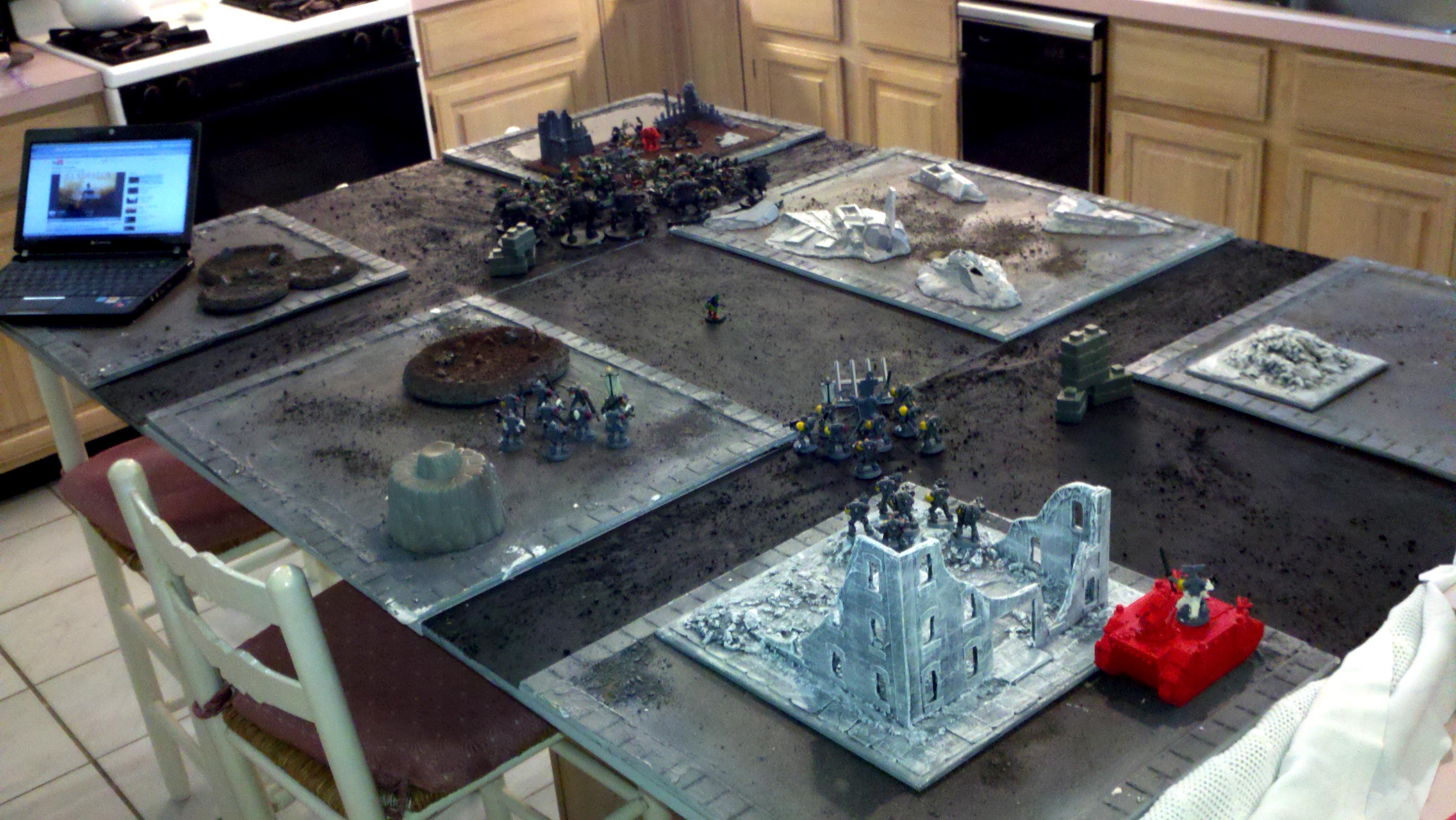 Homemade Table, Terrain