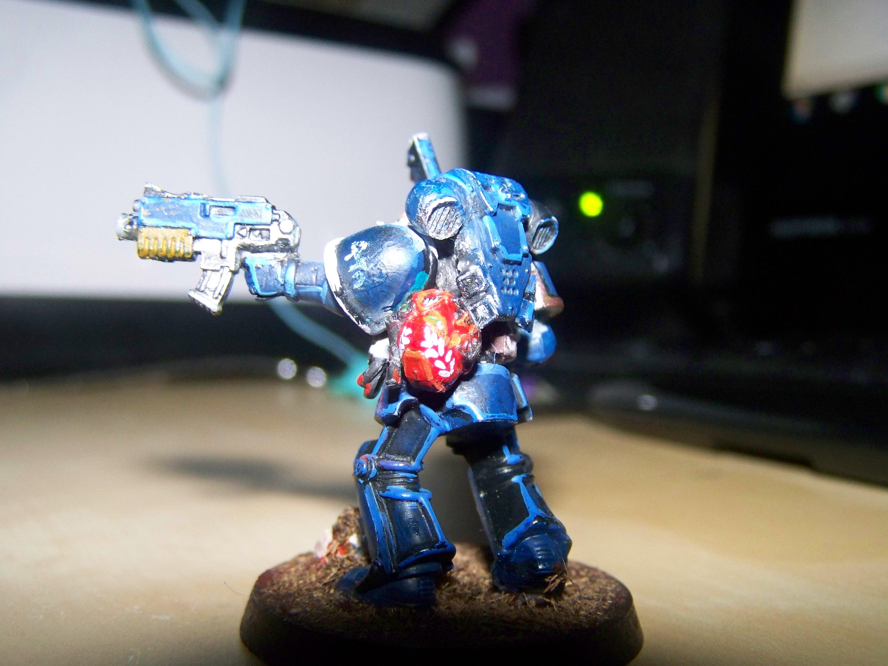 Conversion, Diorama, Space Marines, Tyranids, Ultramarines