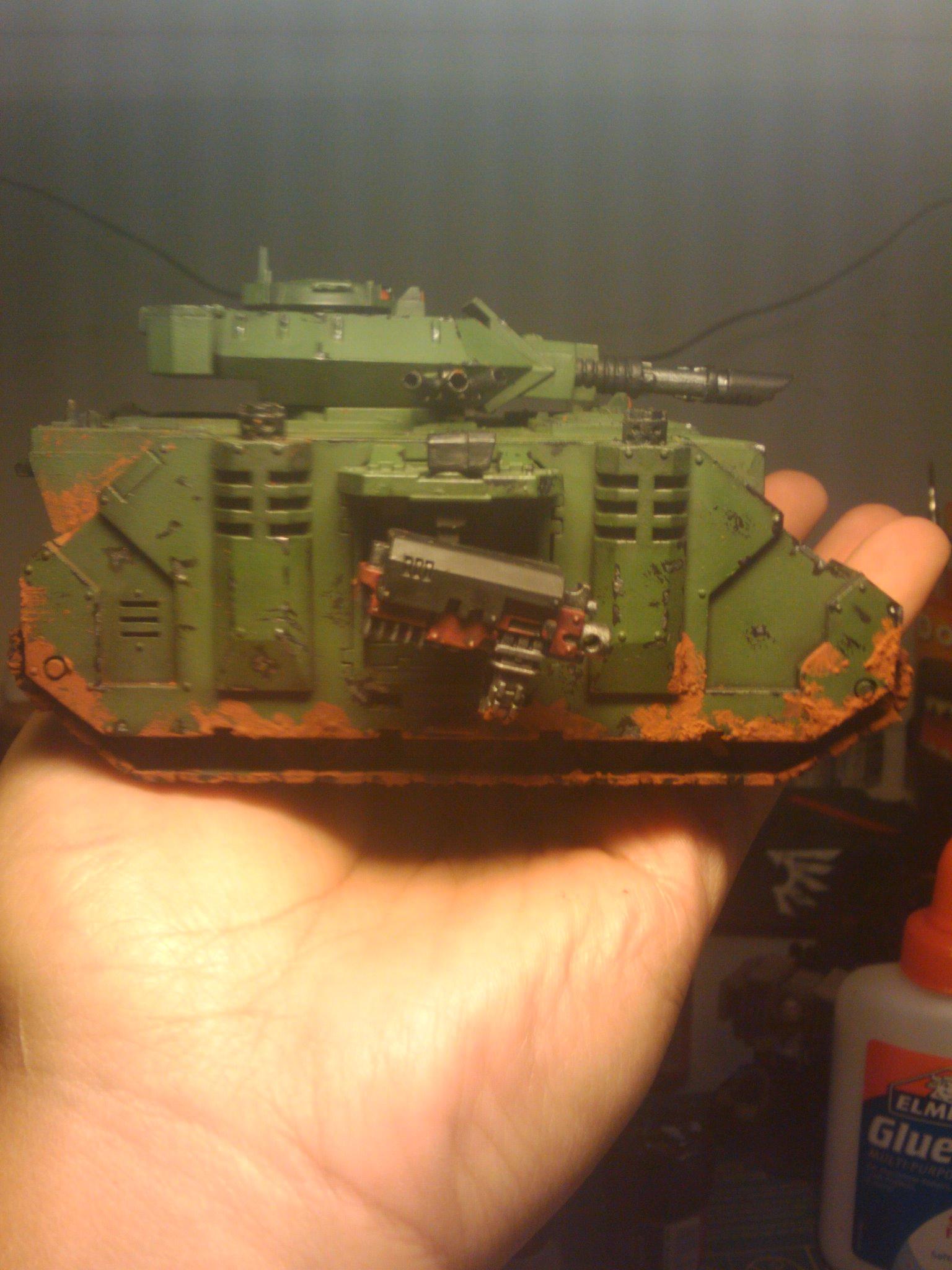 Space Marines, Tank, Mud using Vallejo Pigments and using another Model Medic style