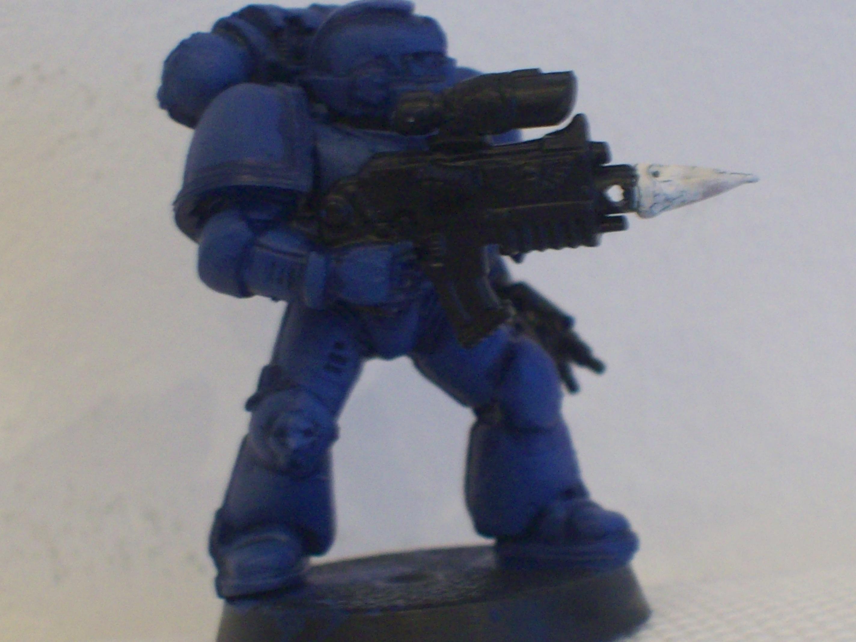 3.) I next used a 1:3 mix of Astronomican grey and Mordian Blue - this could easily be missed out, and I doubt you will notice a lack in effect