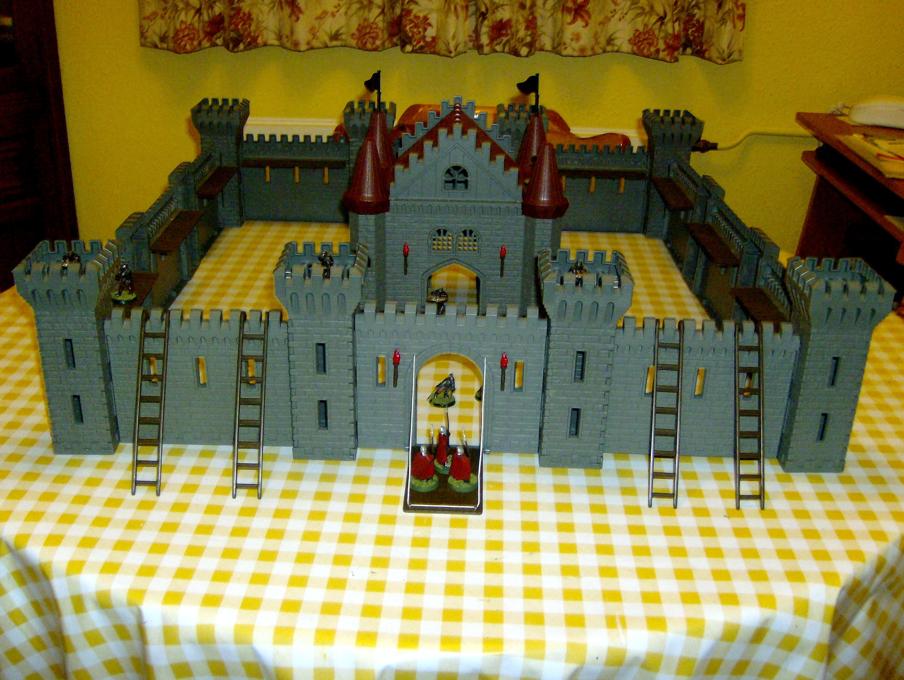 Castle, For Sale, Terrain