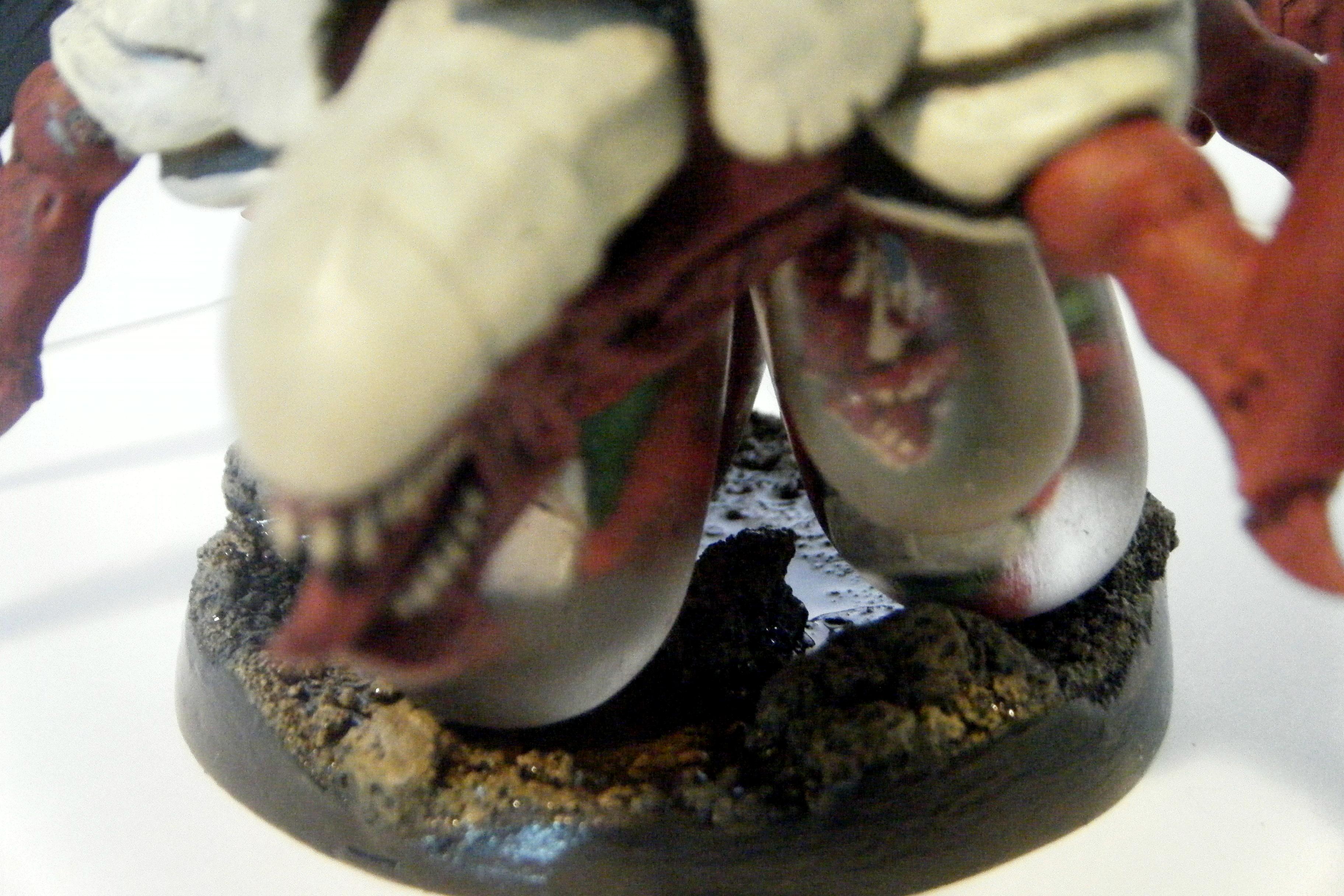 blackhandsaccloseup4