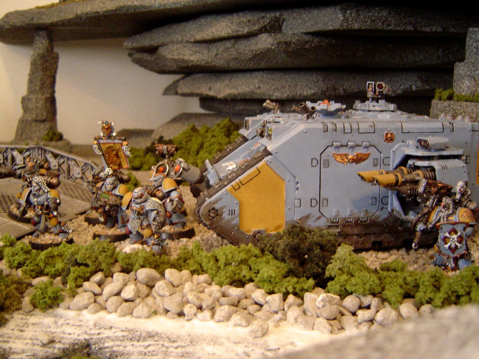 Space Wolves Land Raider