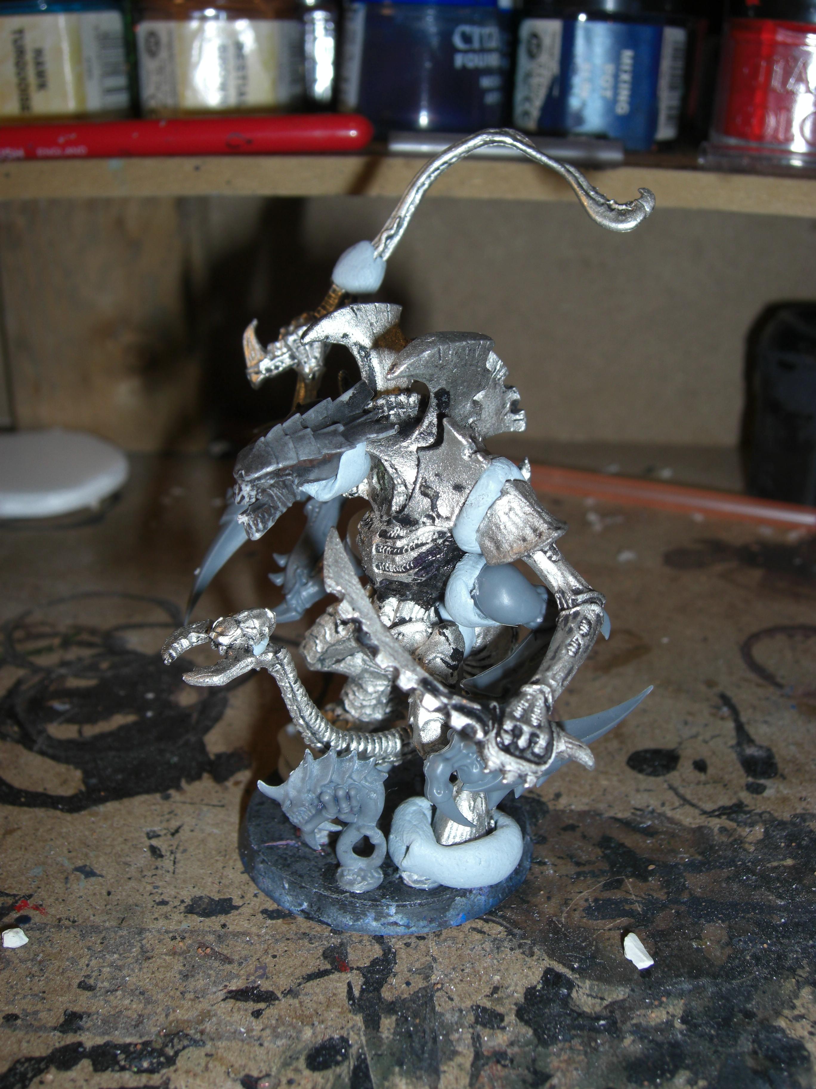 The whip arm is the worng way round, I will probably use a genestealer arm instead