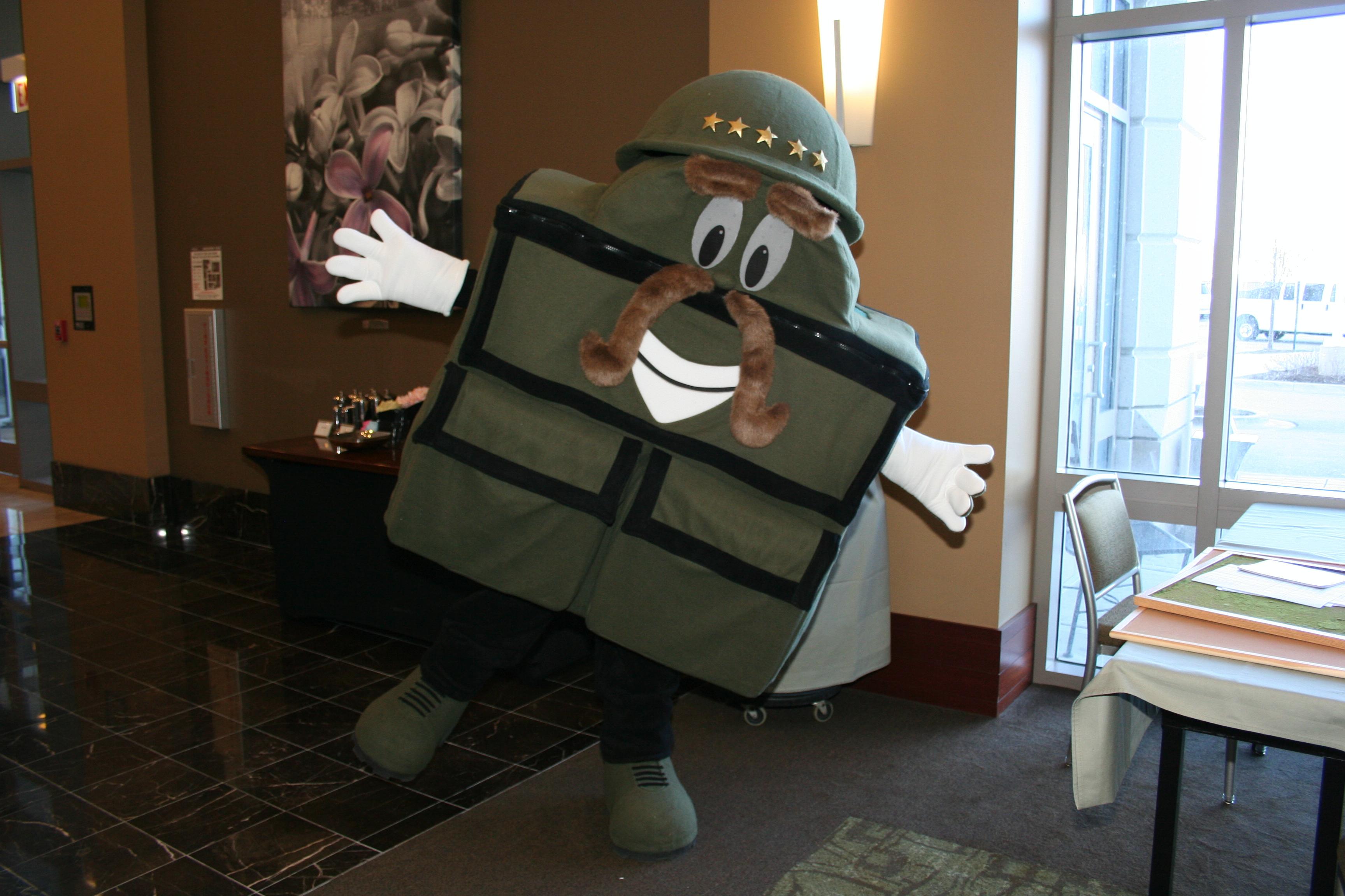 Adepticon 2010, Cosplay, Mascot