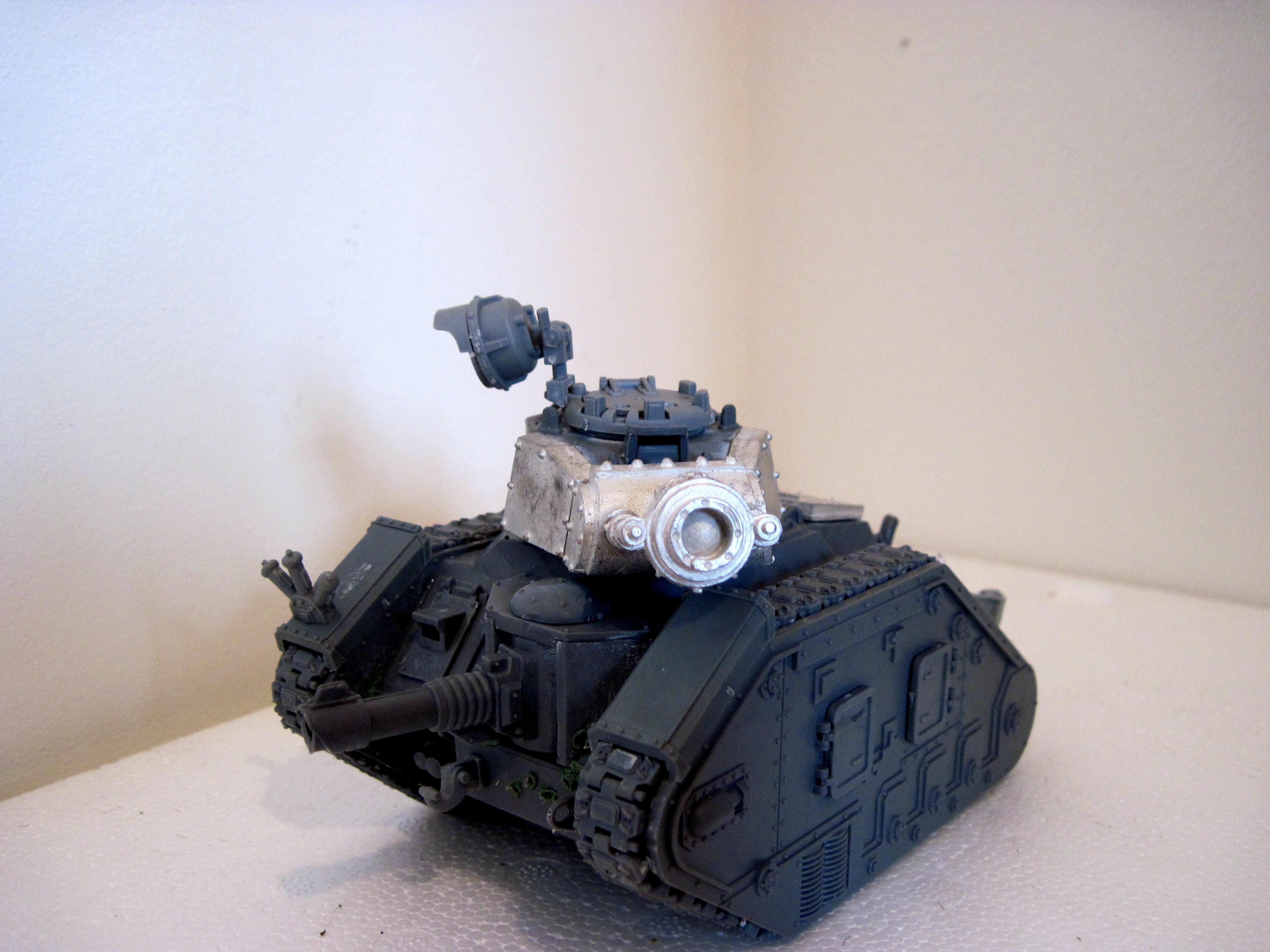 Imperial Guard, first tank of my armoured battle group pre paint