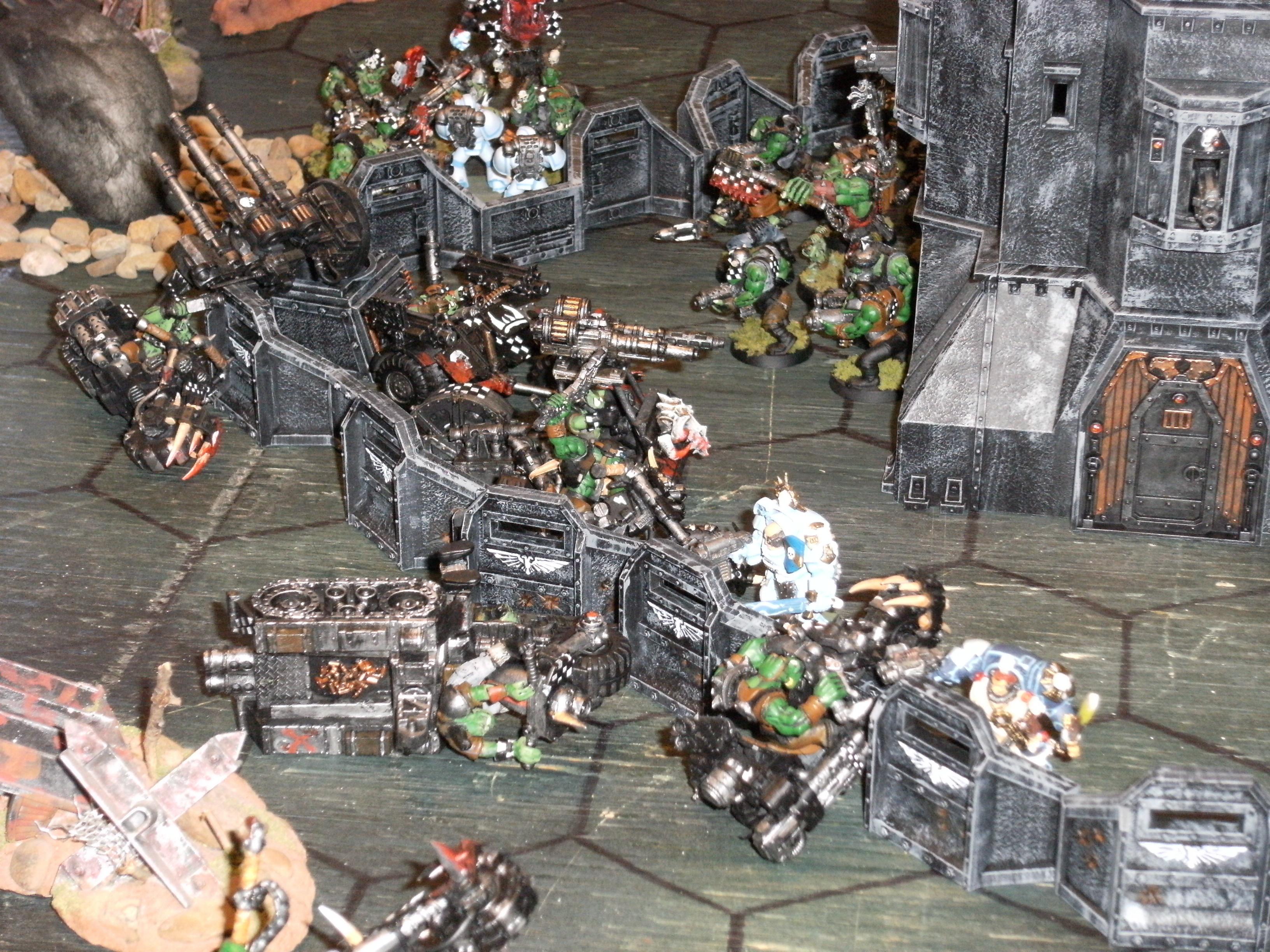 Orcs, Space Marines, The falling of Command Center Hell Fire