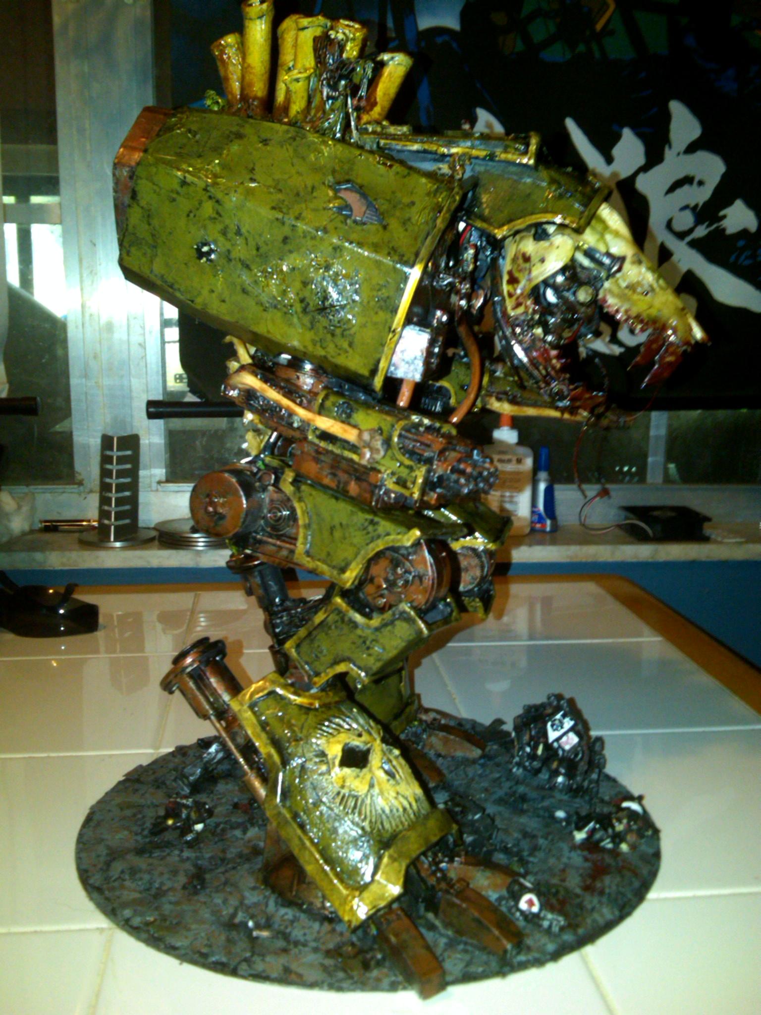 Warhound Titan - Right Side