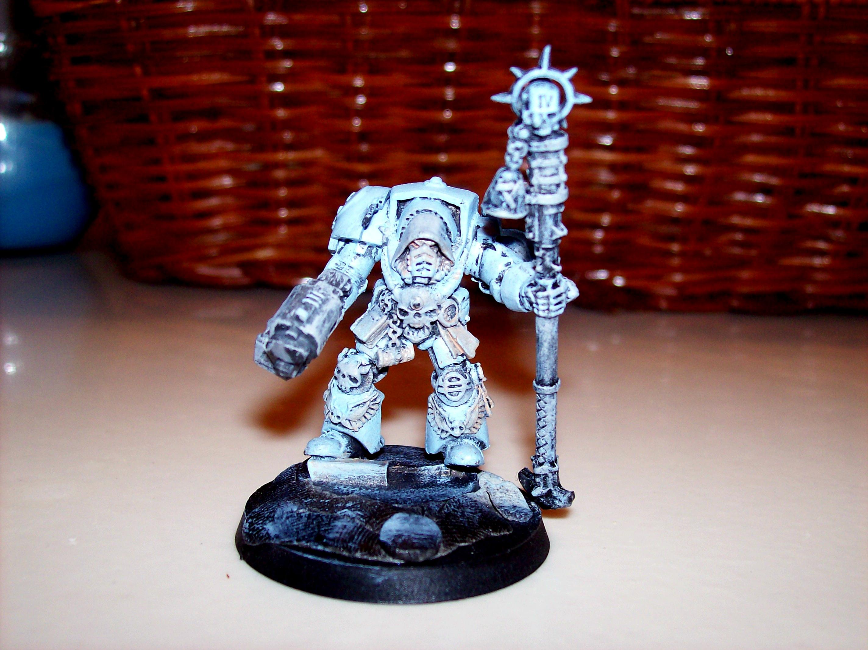Space Wolves, Space Wolves-Rune Priest 1a