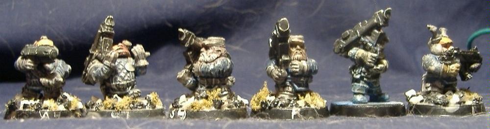 Helgrenze, Squats, Thunderers, Brotherhood