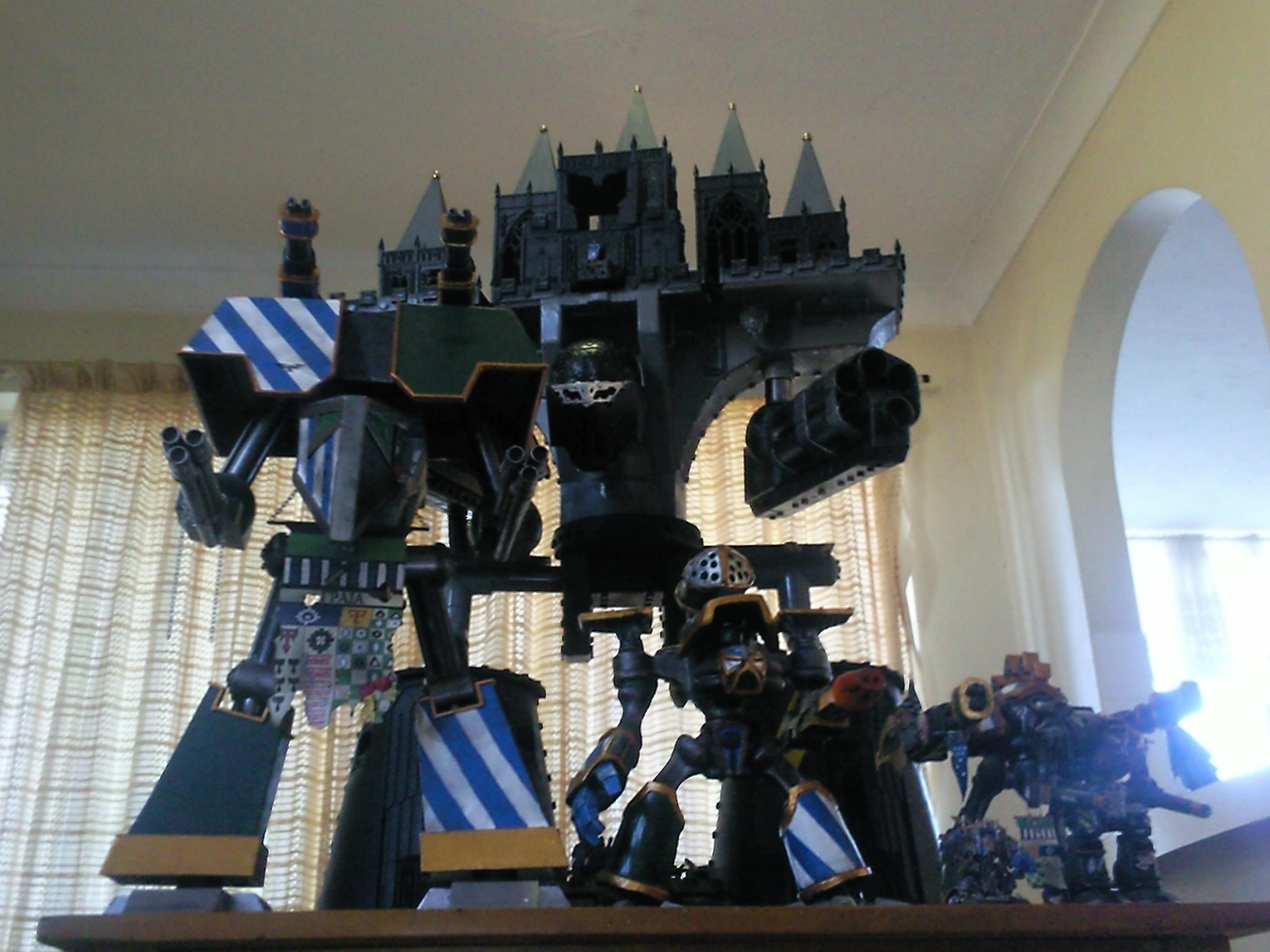 Emperor, Imperiator, Reaver, Titan, Warhound, Warlord