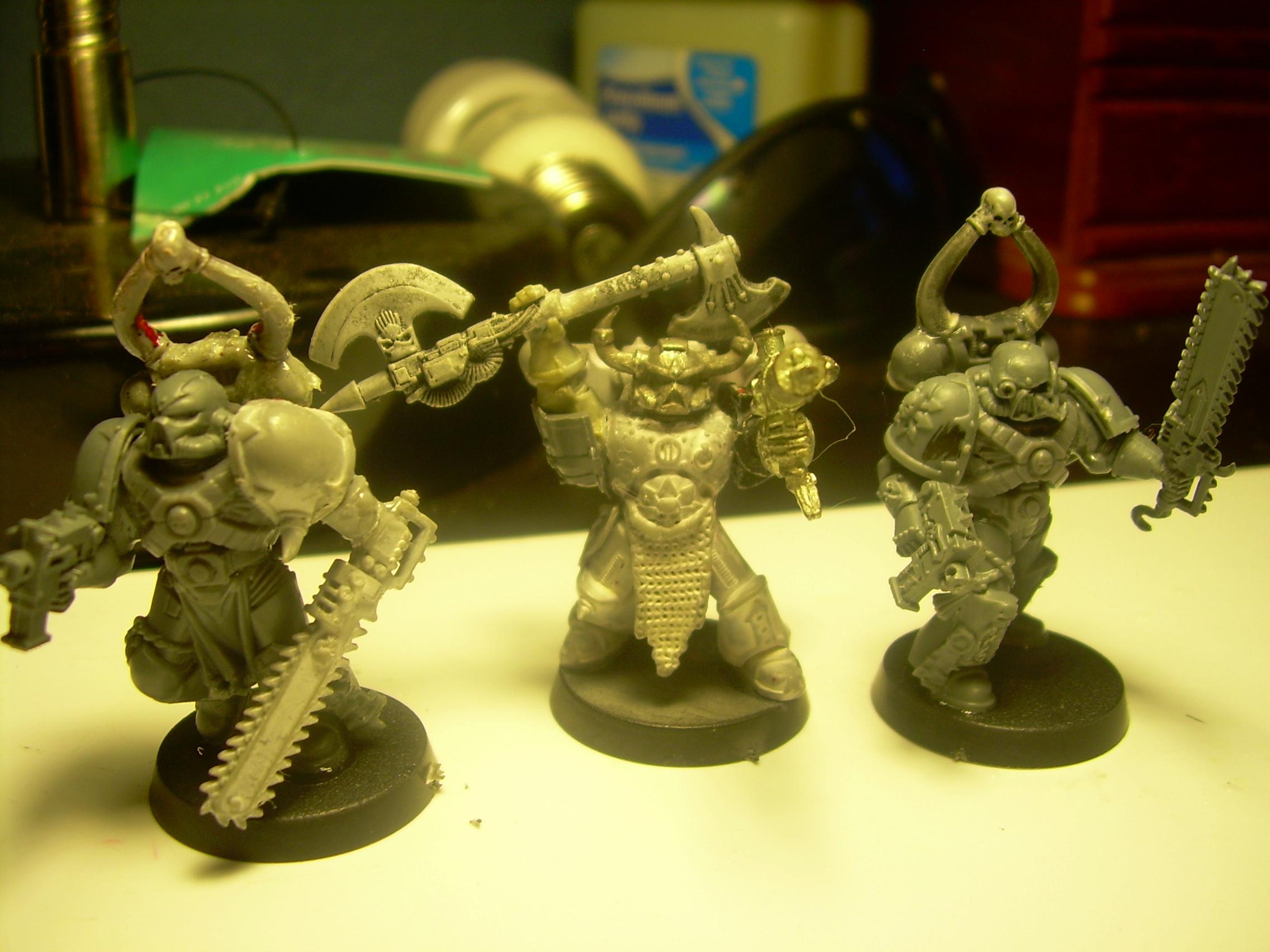 some chosen i'm developing. I tought i could make a hornless CSM army but maybe the chosen might have horns on thier backpacks!