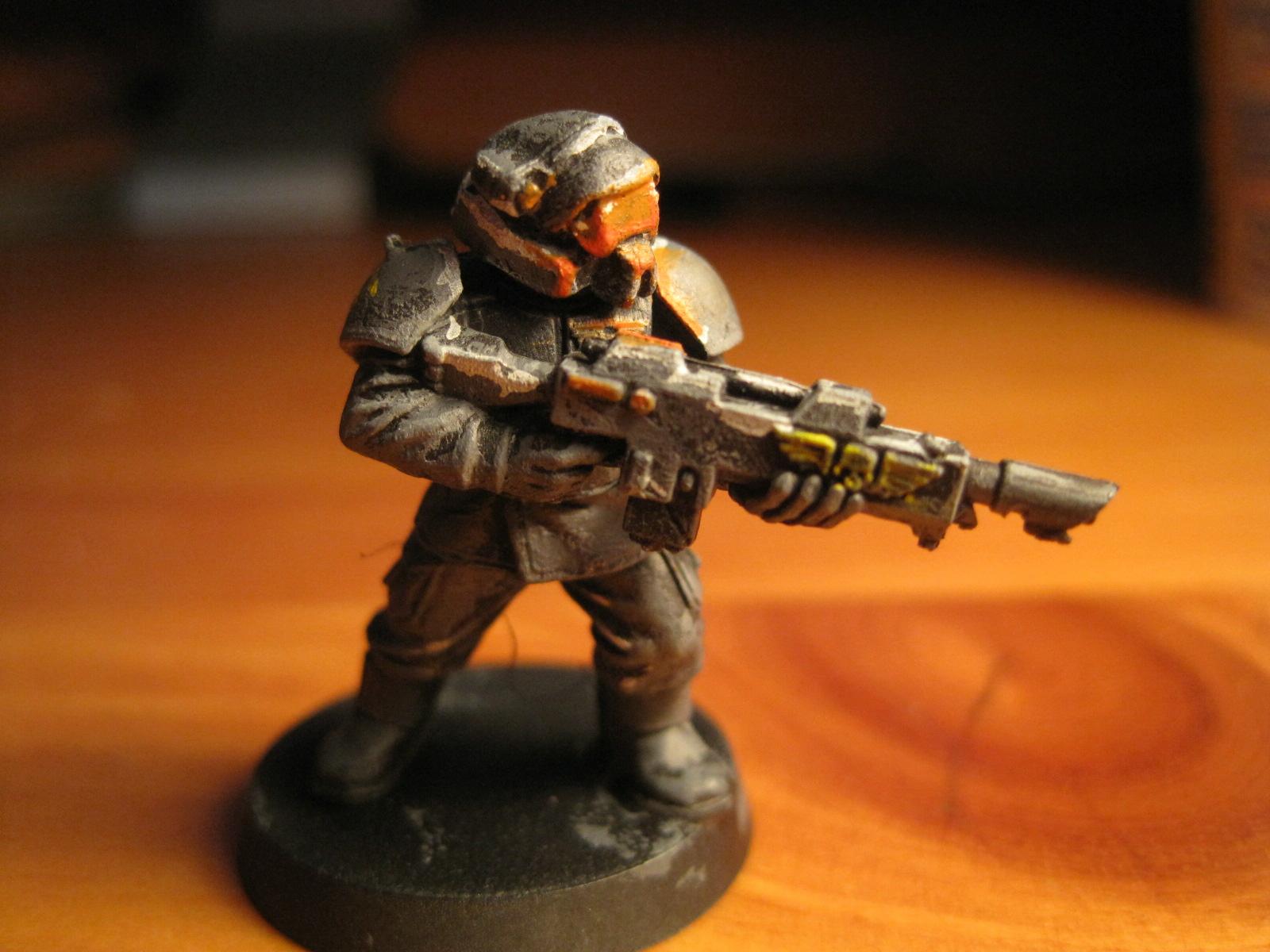 Imperial Guard, Lasgun, Warhammer 40,000