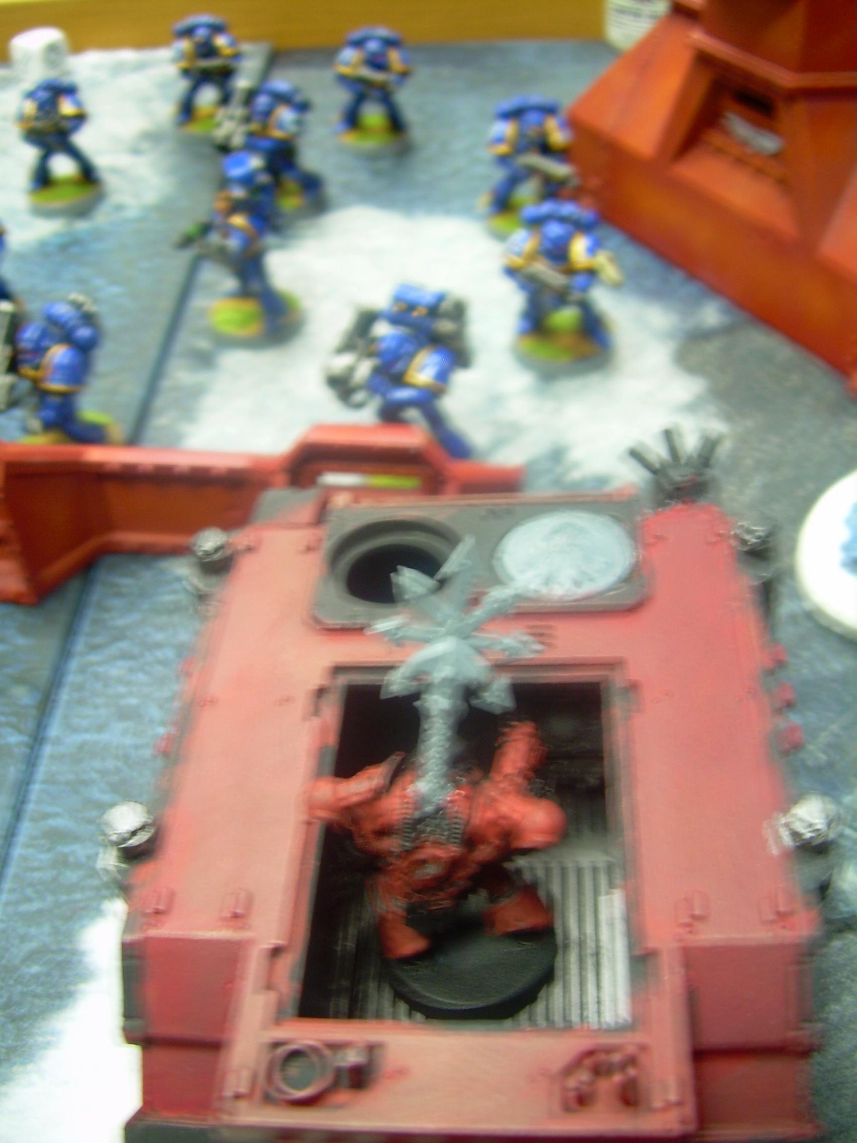the missle launchers in this picture all missed my rhino on 1's!!