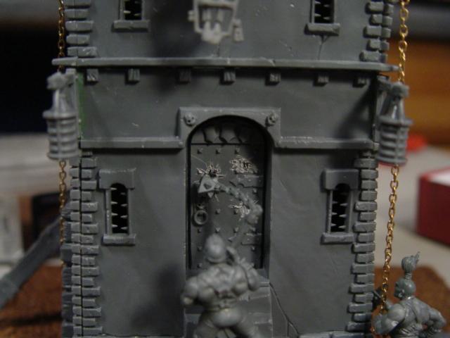 Terrain, Watchtower door