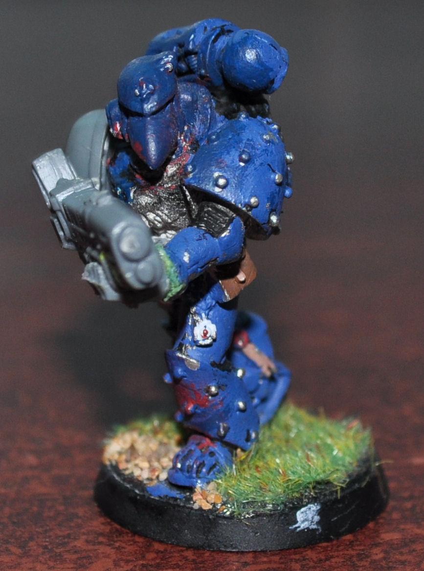 plasma gunner (not started to repaint him yet)