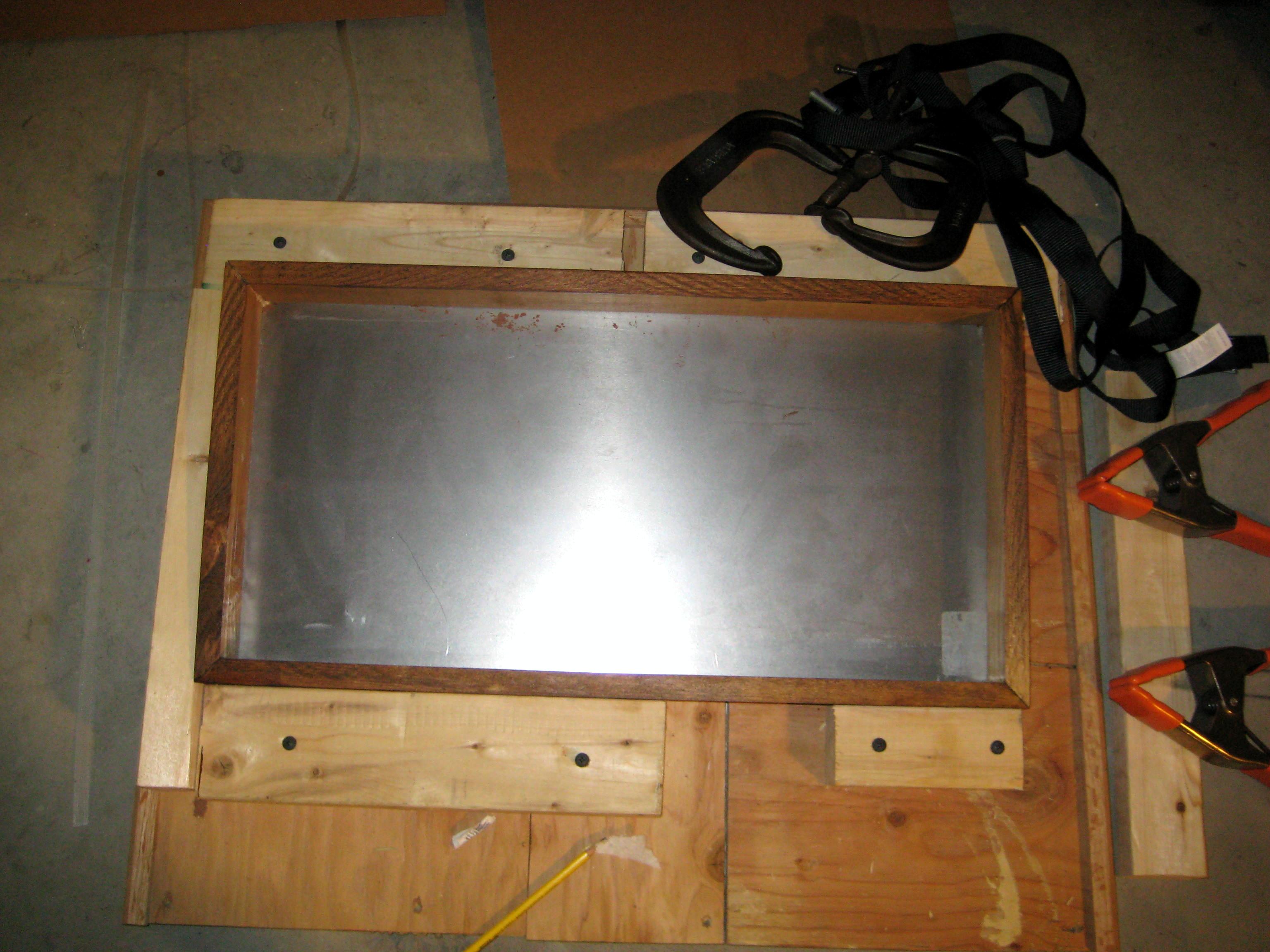 frame of tray after