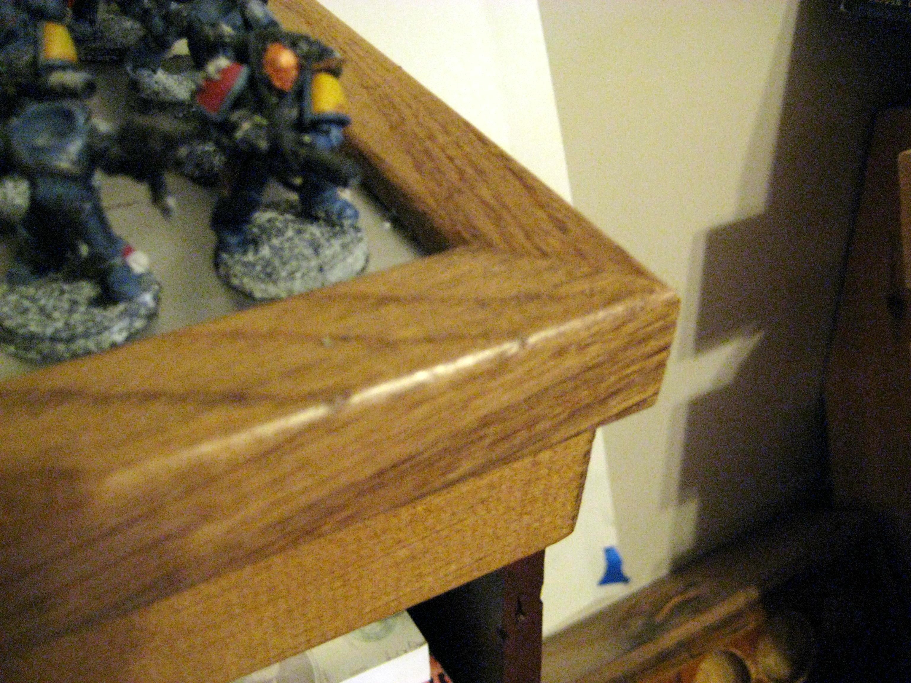 tray corner with molding