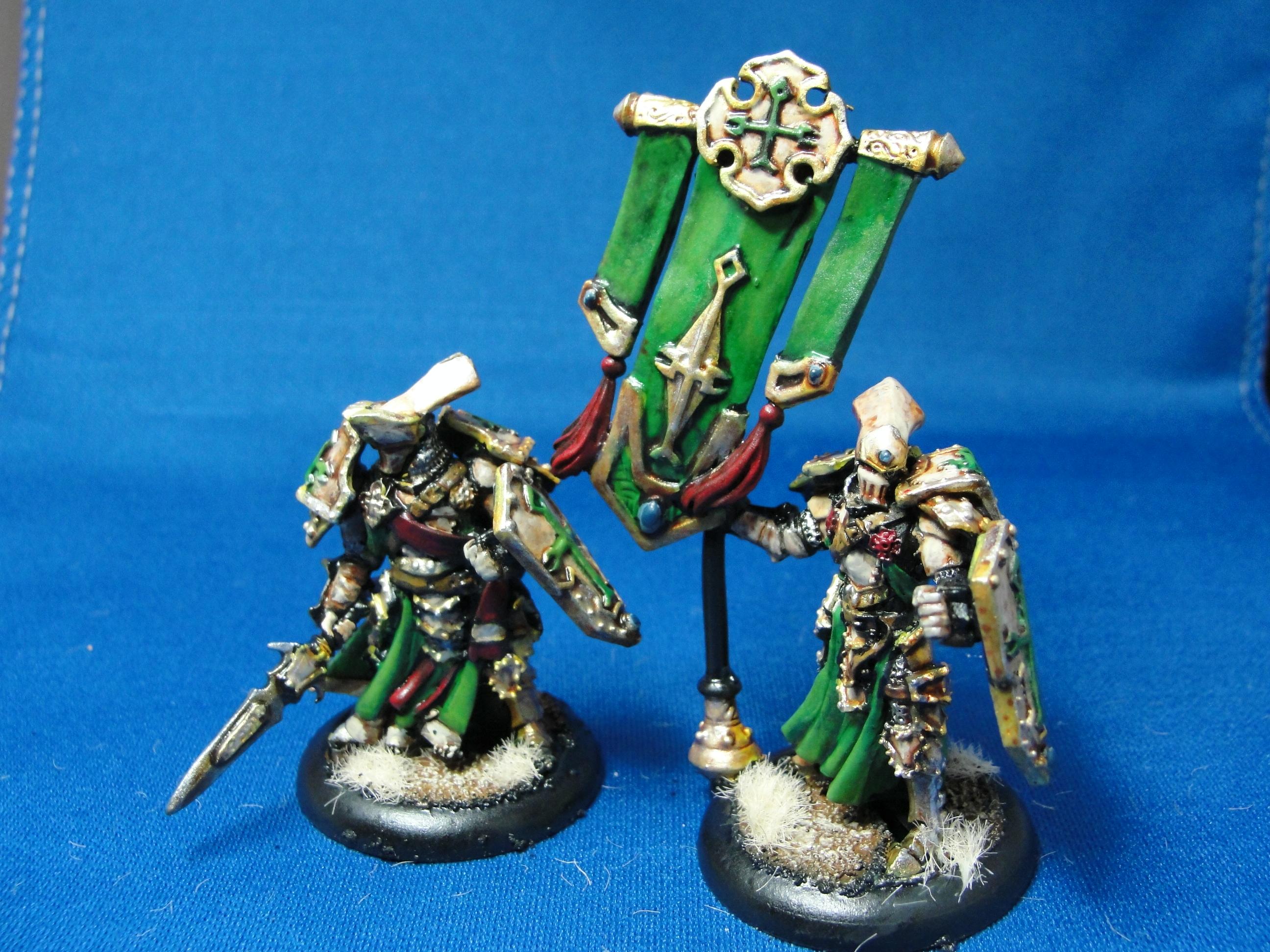 Warmachine, Protectorate of Menoth, Unit Attachment, Exemplar Errants, Officer and Standard