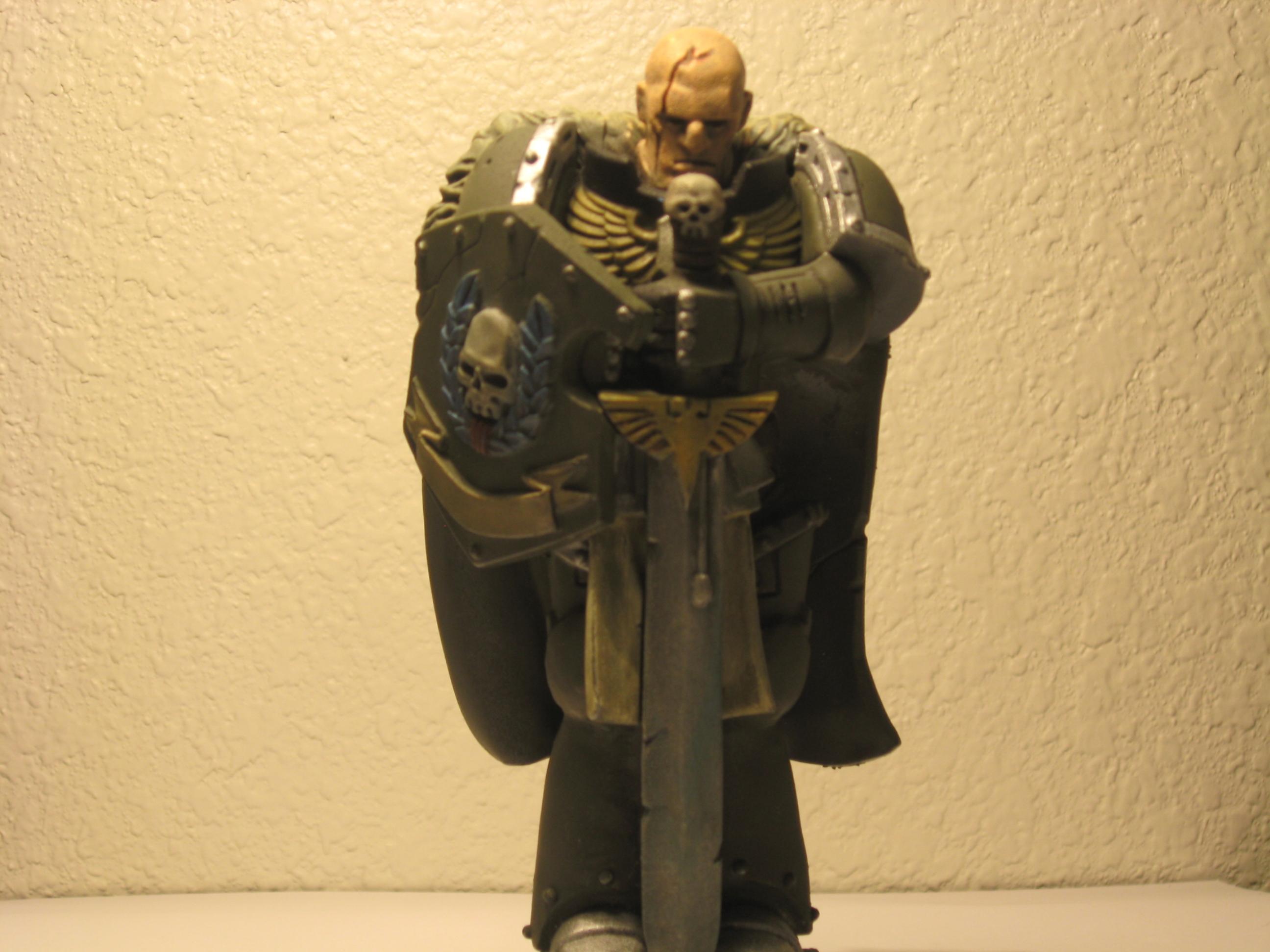 Space Marines, Statue
