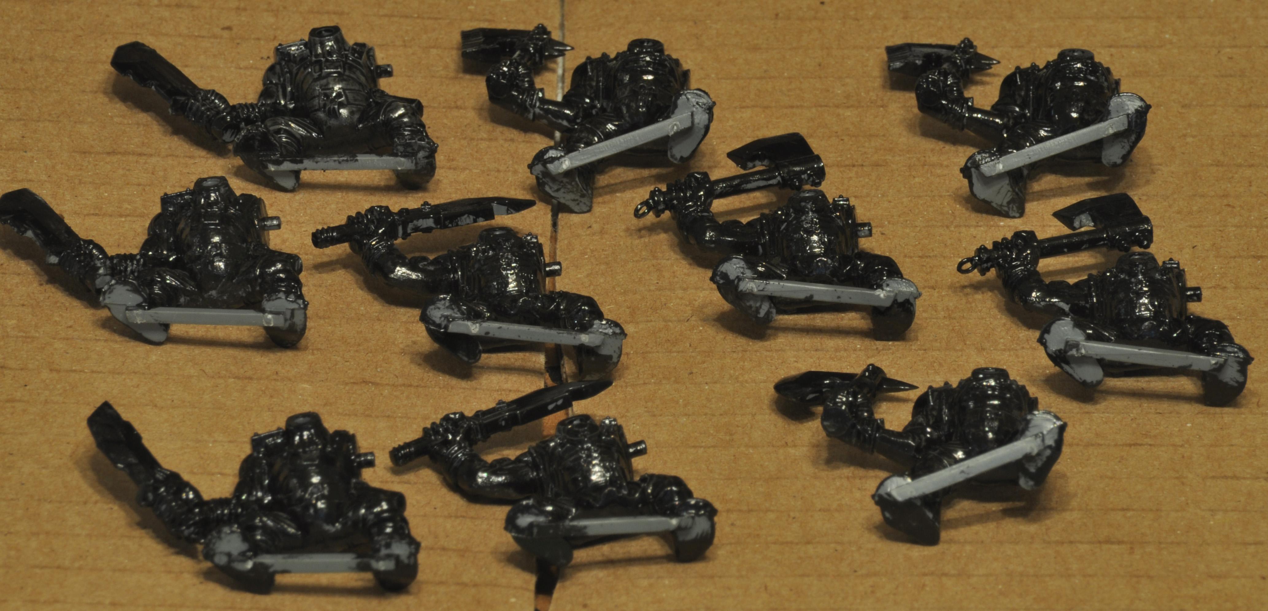 Ork Boyz coated in Black Goop (Black Undercoat)