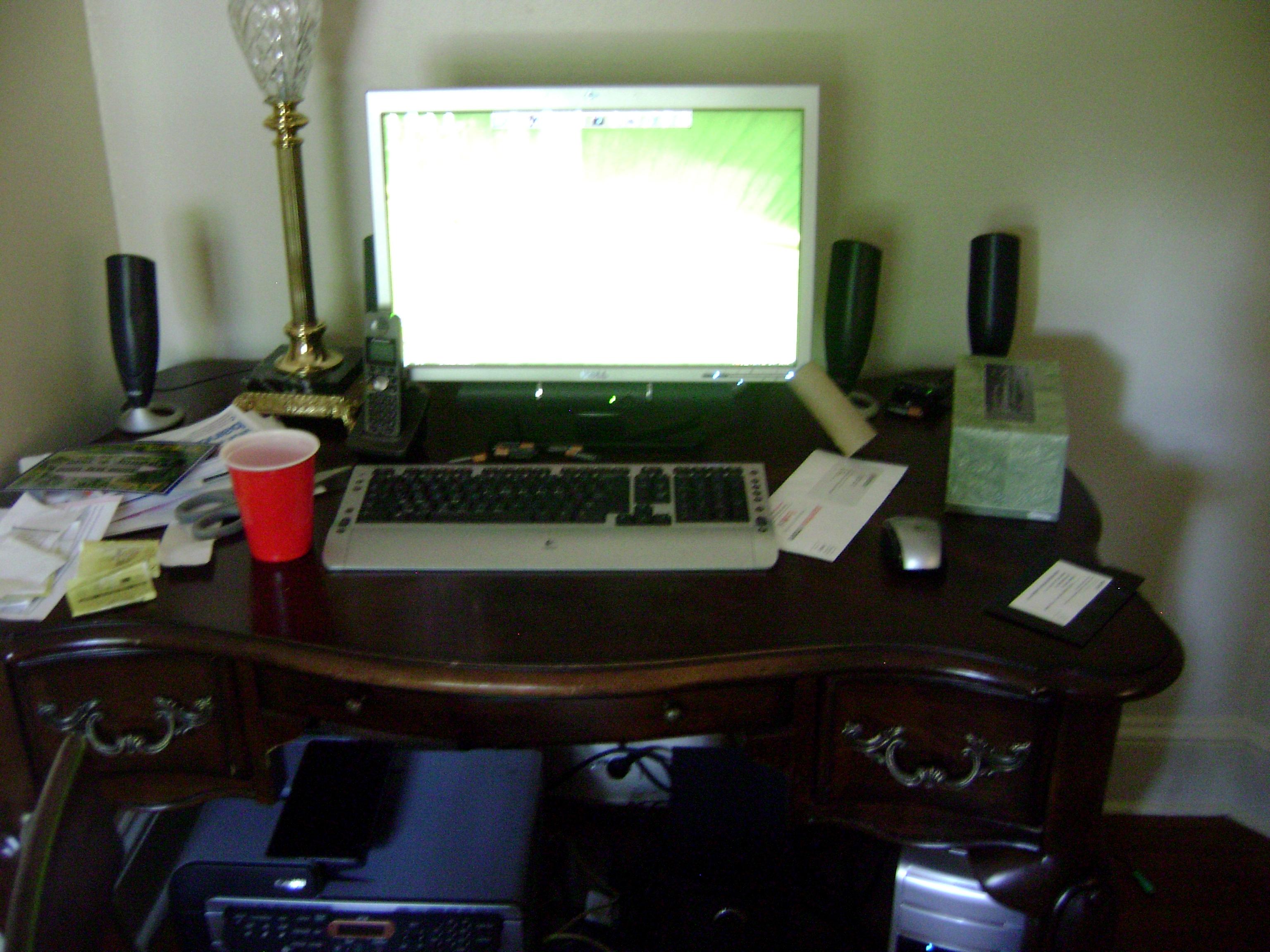 Computer Desk, Where I upload pictures