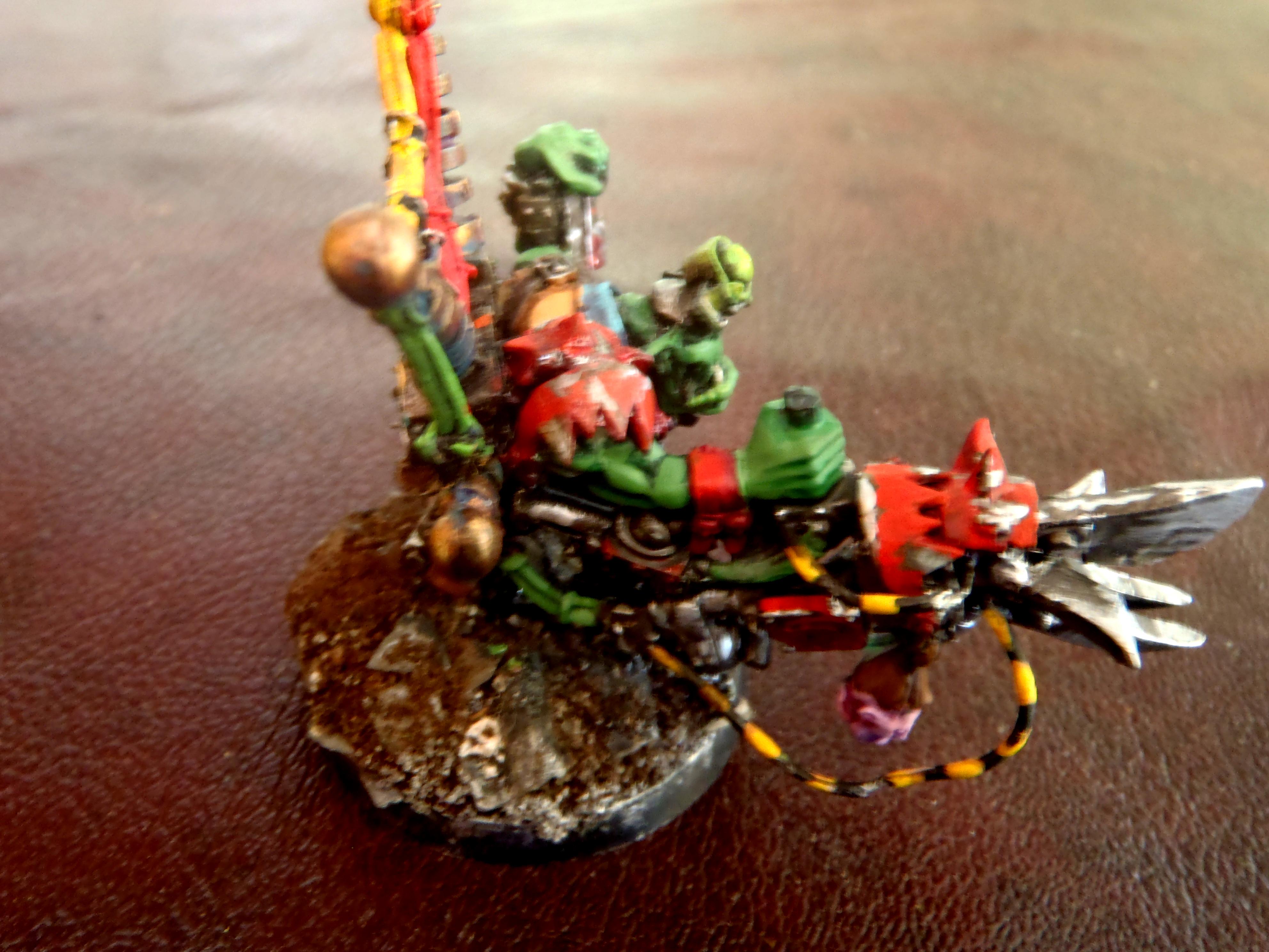 Mekboy, Orks, side view