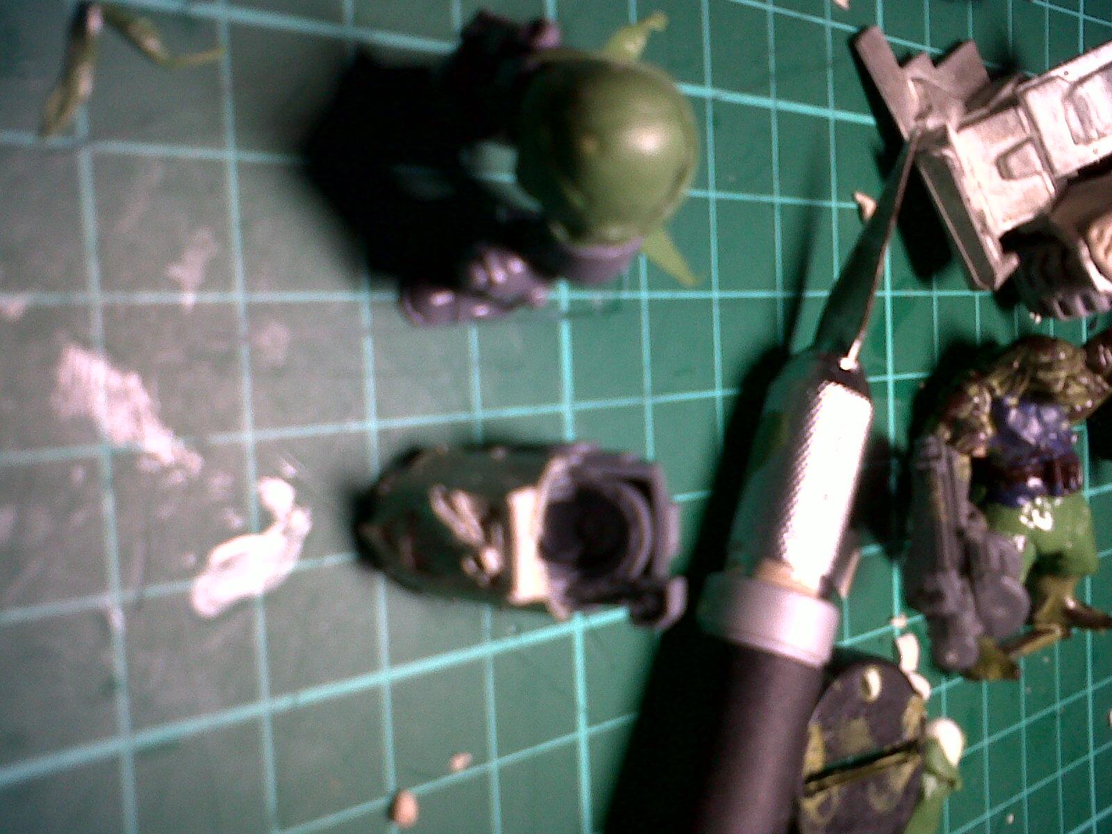 Top and bottom half...will keep them seperate till the end. Top is just a termie top with the dread carapace 'artifcer' armour... 