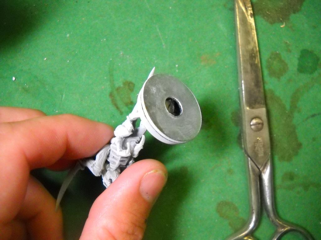 1" washer on base of each hormagaunt