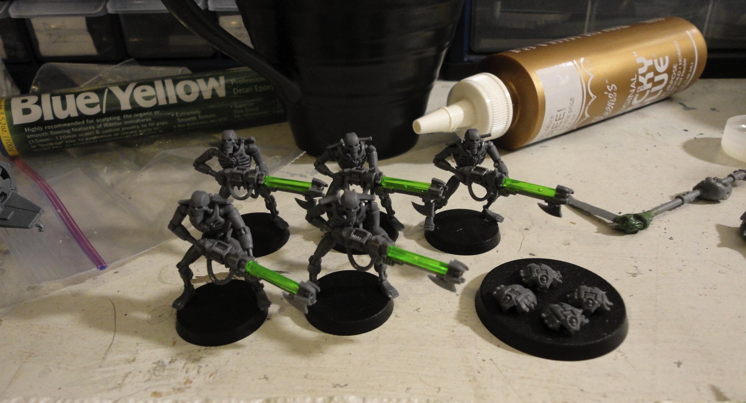 Necron Warriors, Scarabs