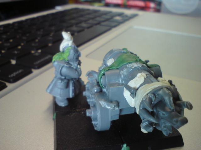 base cut-and-pasted from 25mm bases that came with my daemons