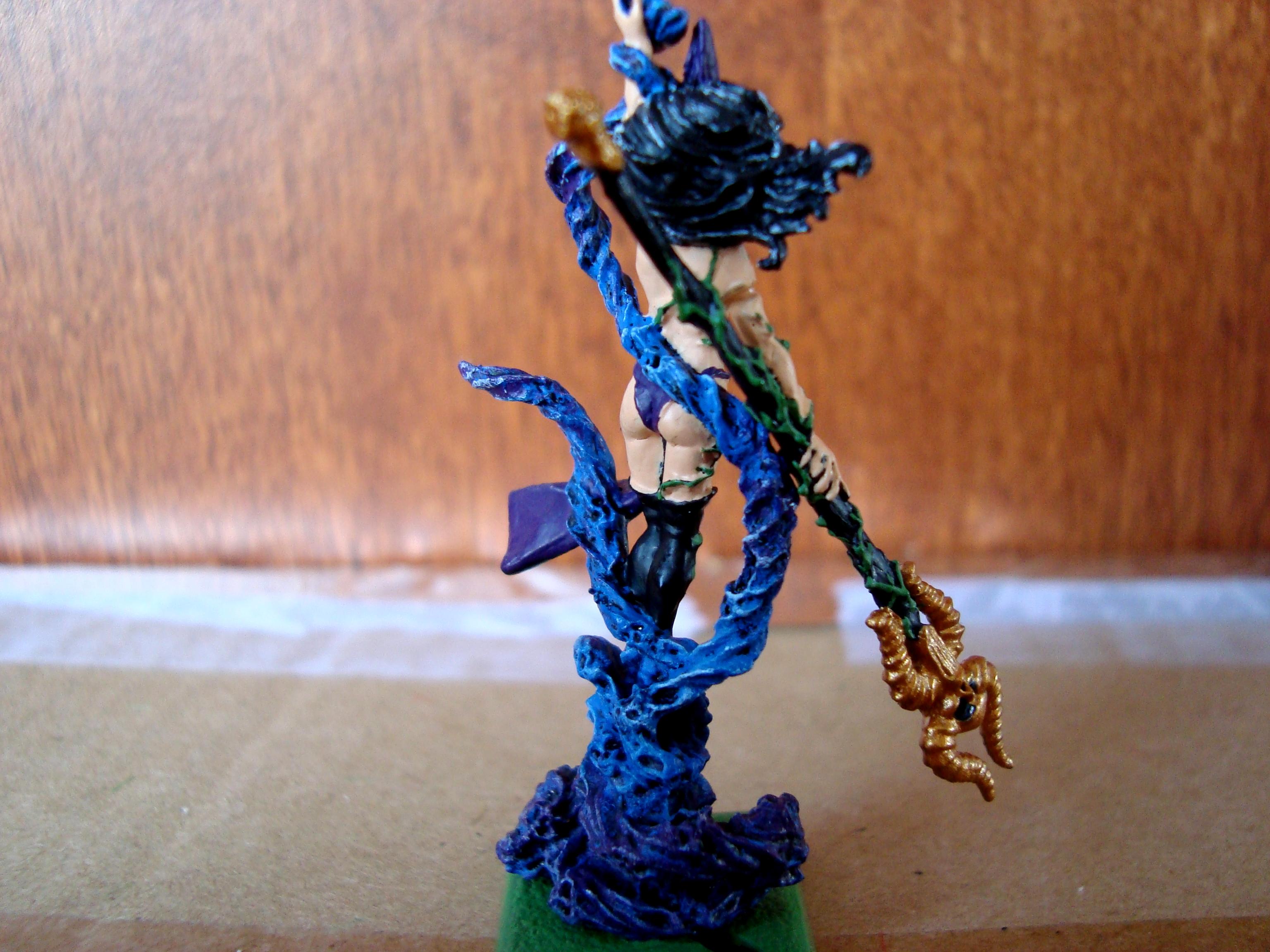 DE sorceress rear