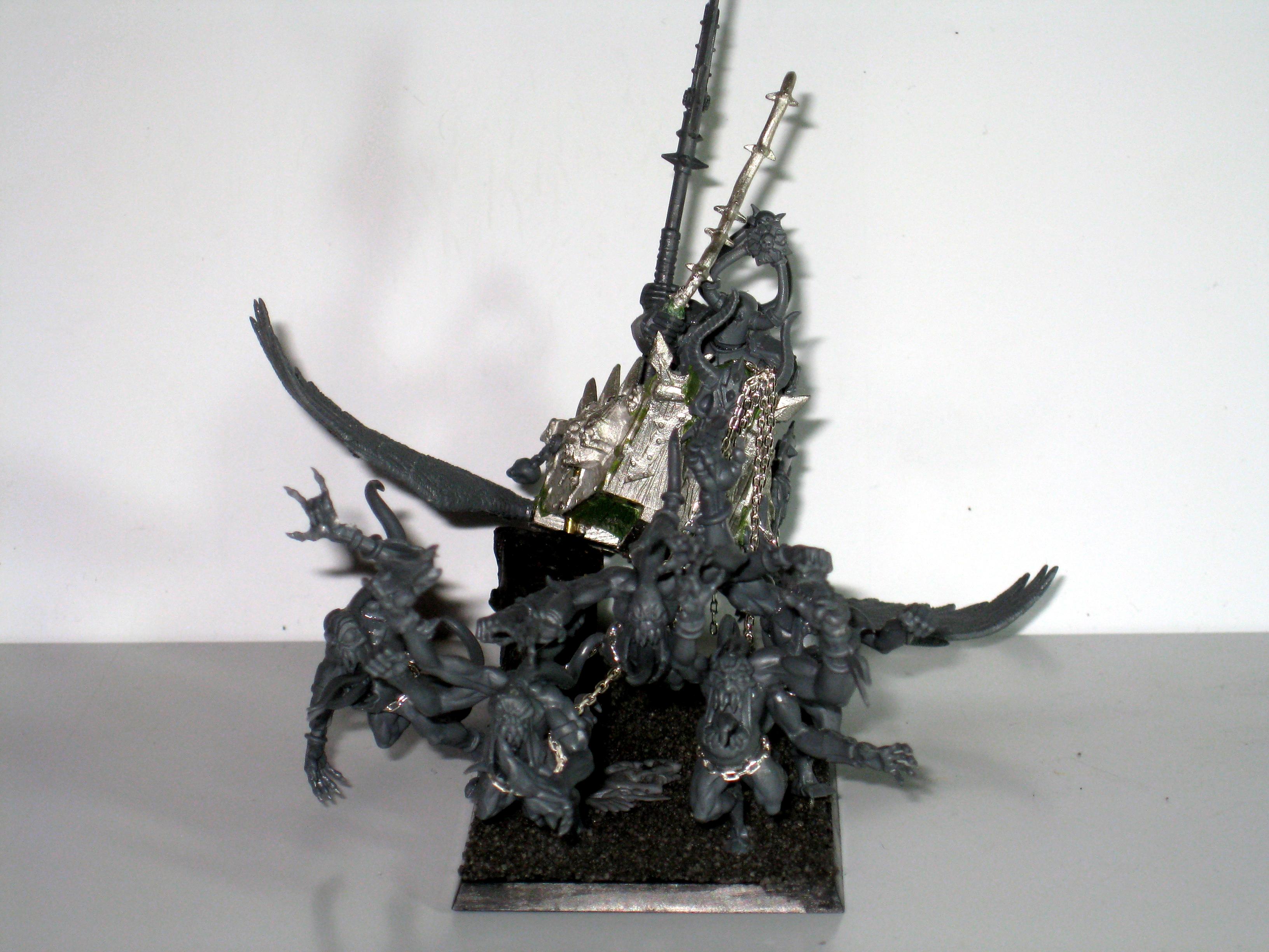chariot front view
