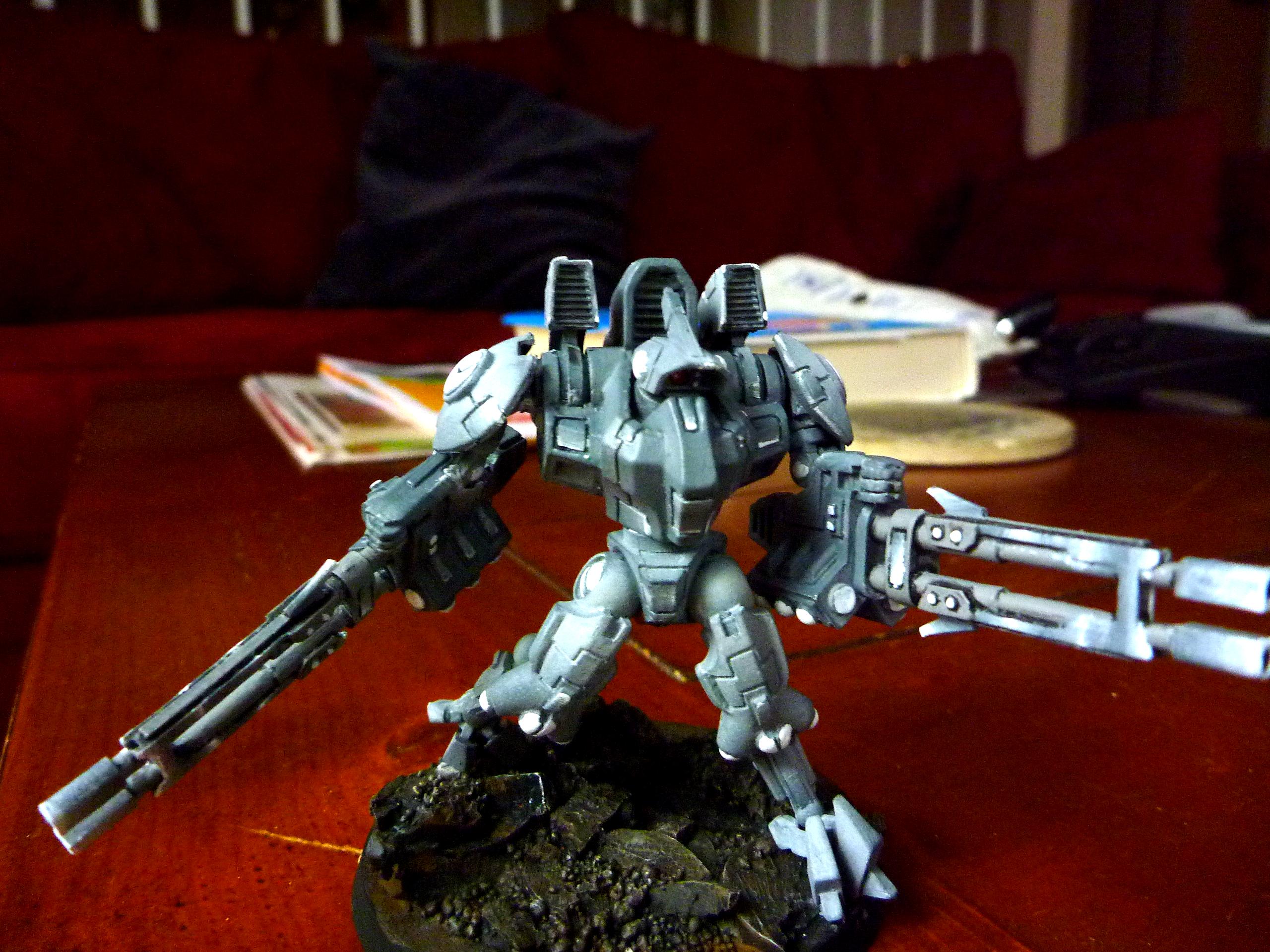 XV9
