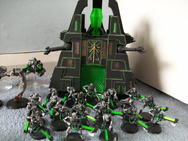 Apocalypse, Army, Necrons, Warhammer 40,000 - Necron Monolith and ...