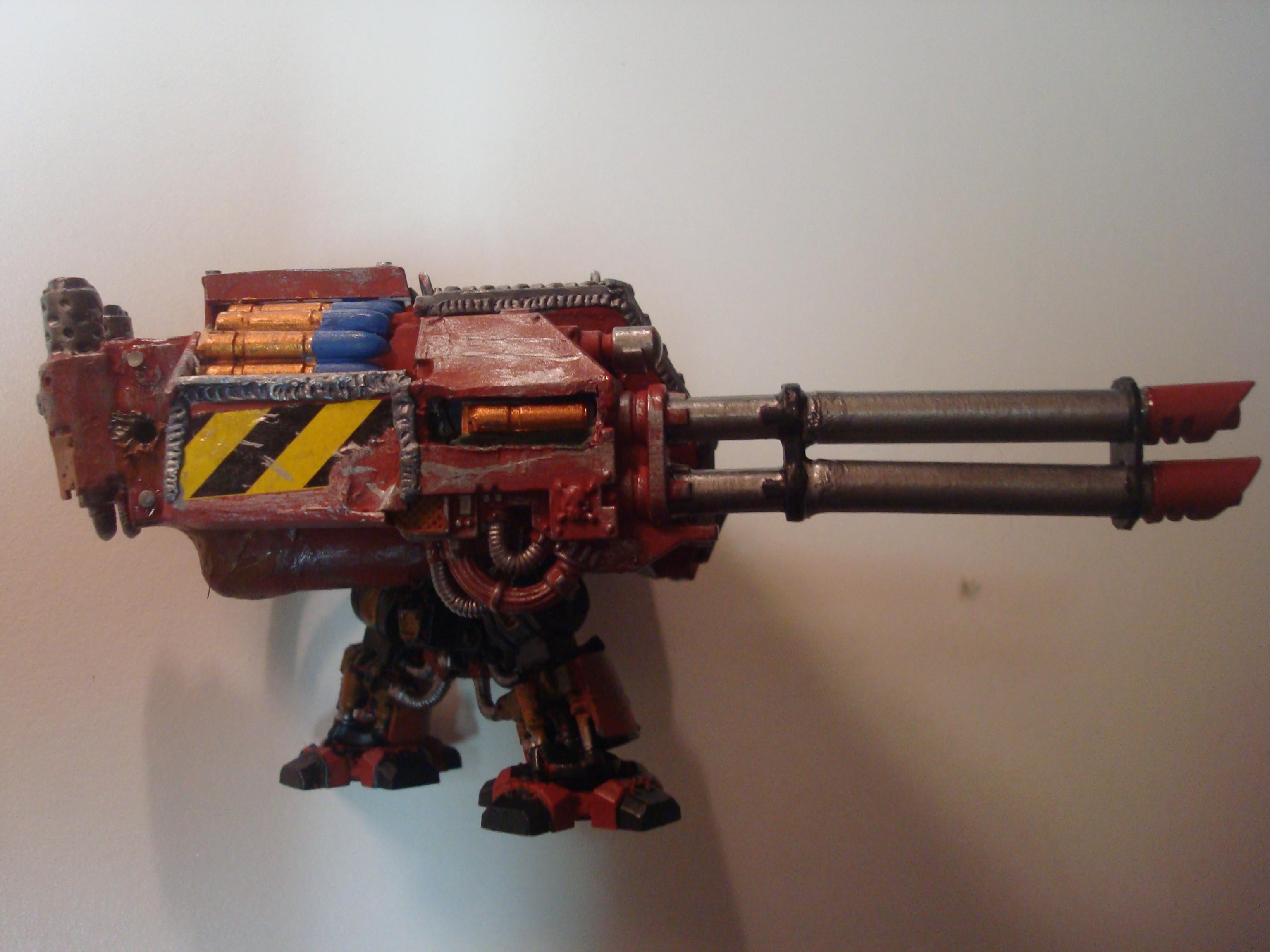 Dread with Missile launcher and autocannon right side