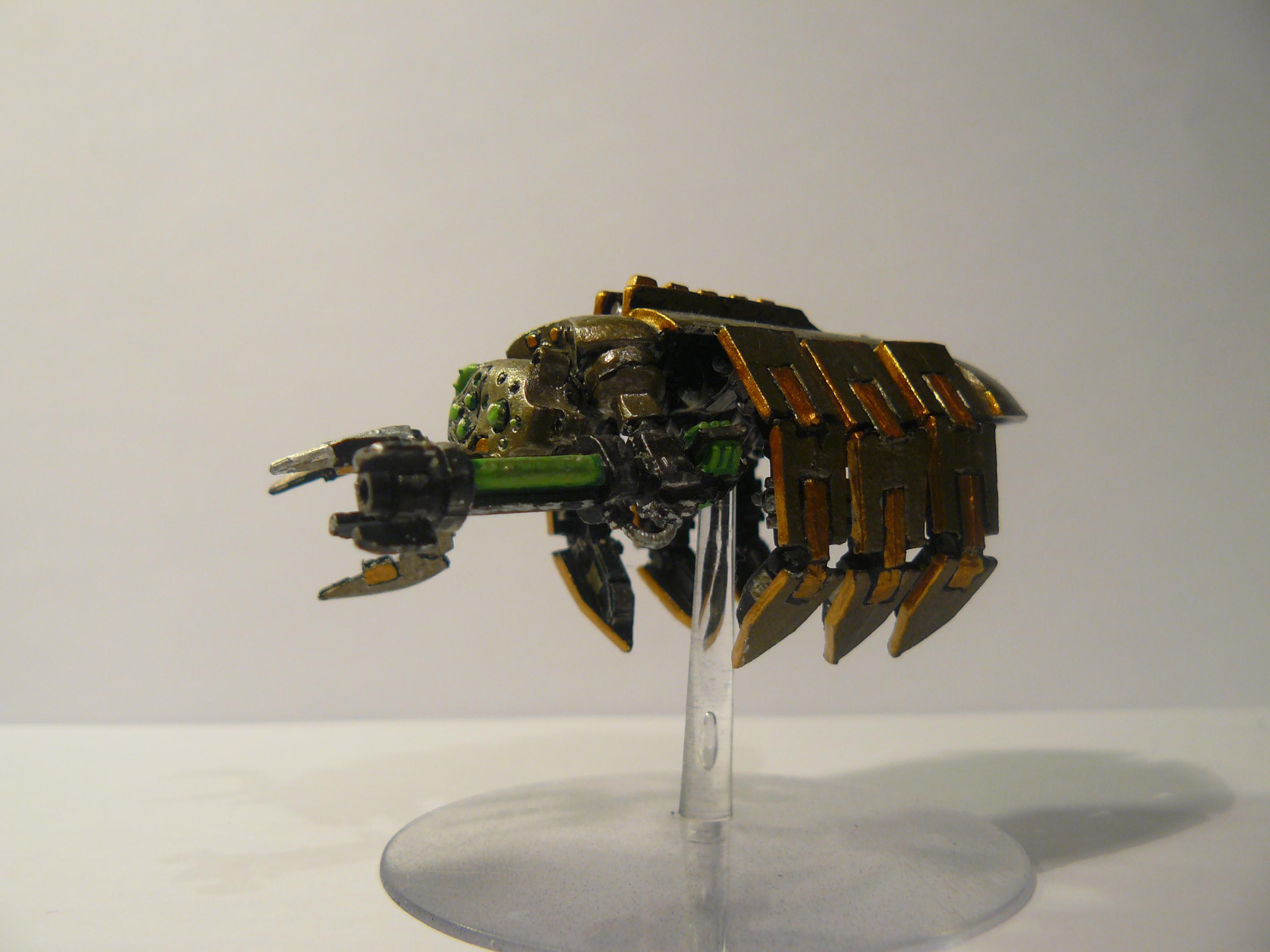 Necrons, Spyder, a gauss projector thingie! sucks ass in the game so this spyder isn't my favourite! ><
